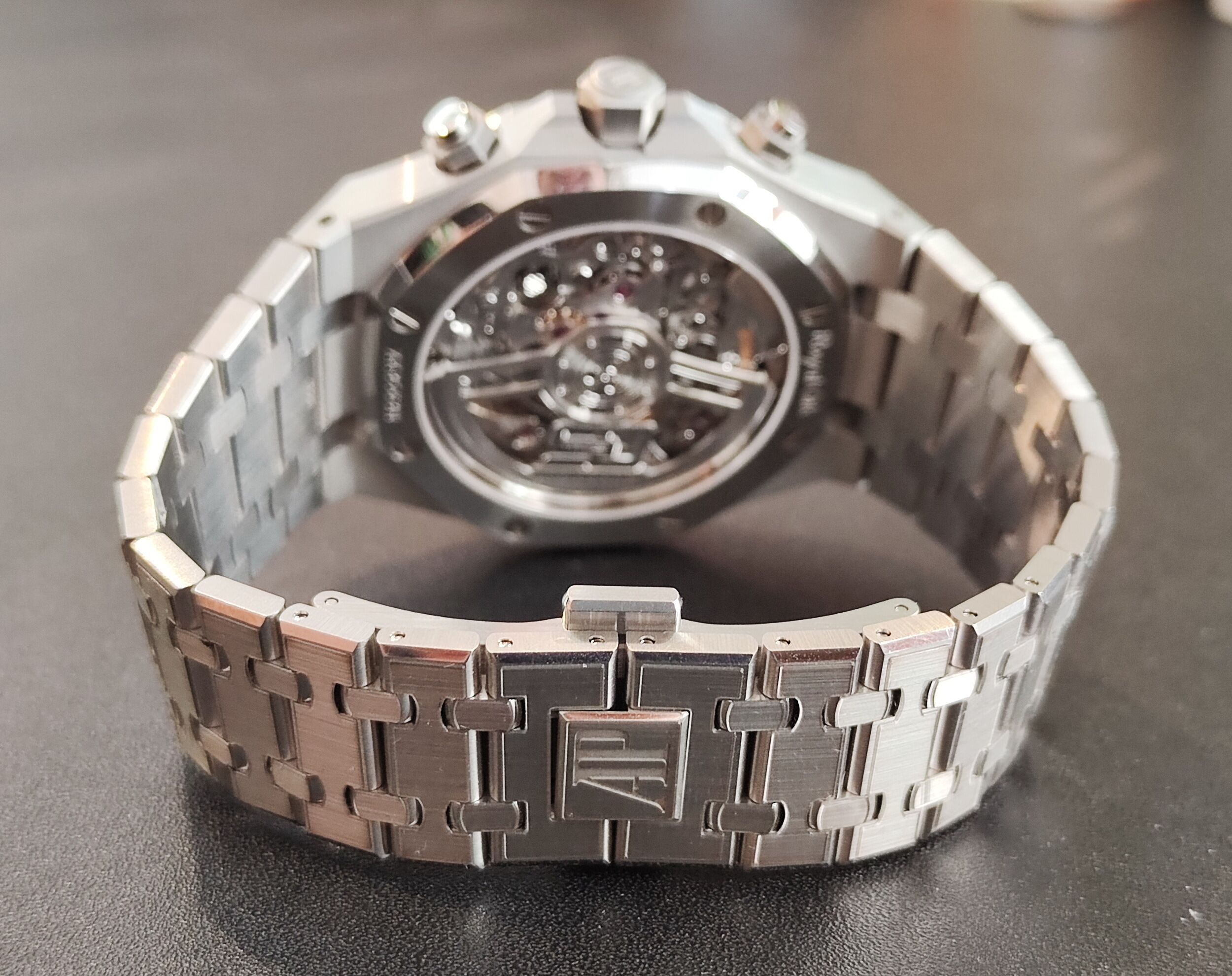 愛彼 AP 皇家橡樹 50周年紀念款 26240 大錶徑41mm 自動上鍊 透明底蓋 專屬自動盤~原廠盒單 8