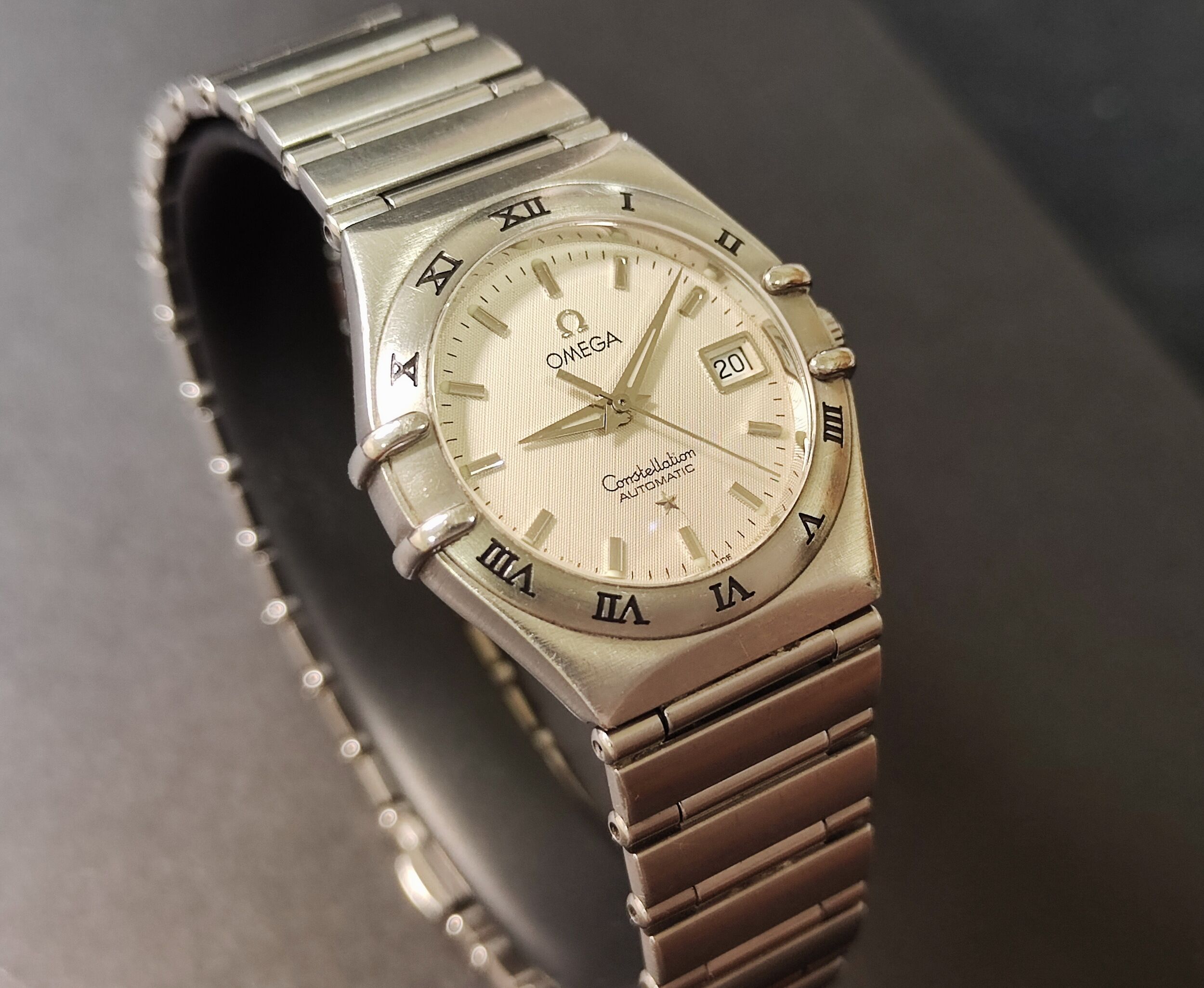 OMEGA 星座系列 女用 經典錶款 自動上鍊 錶徑27.5mm 白色面盤 機械錶~原廠保卡 3