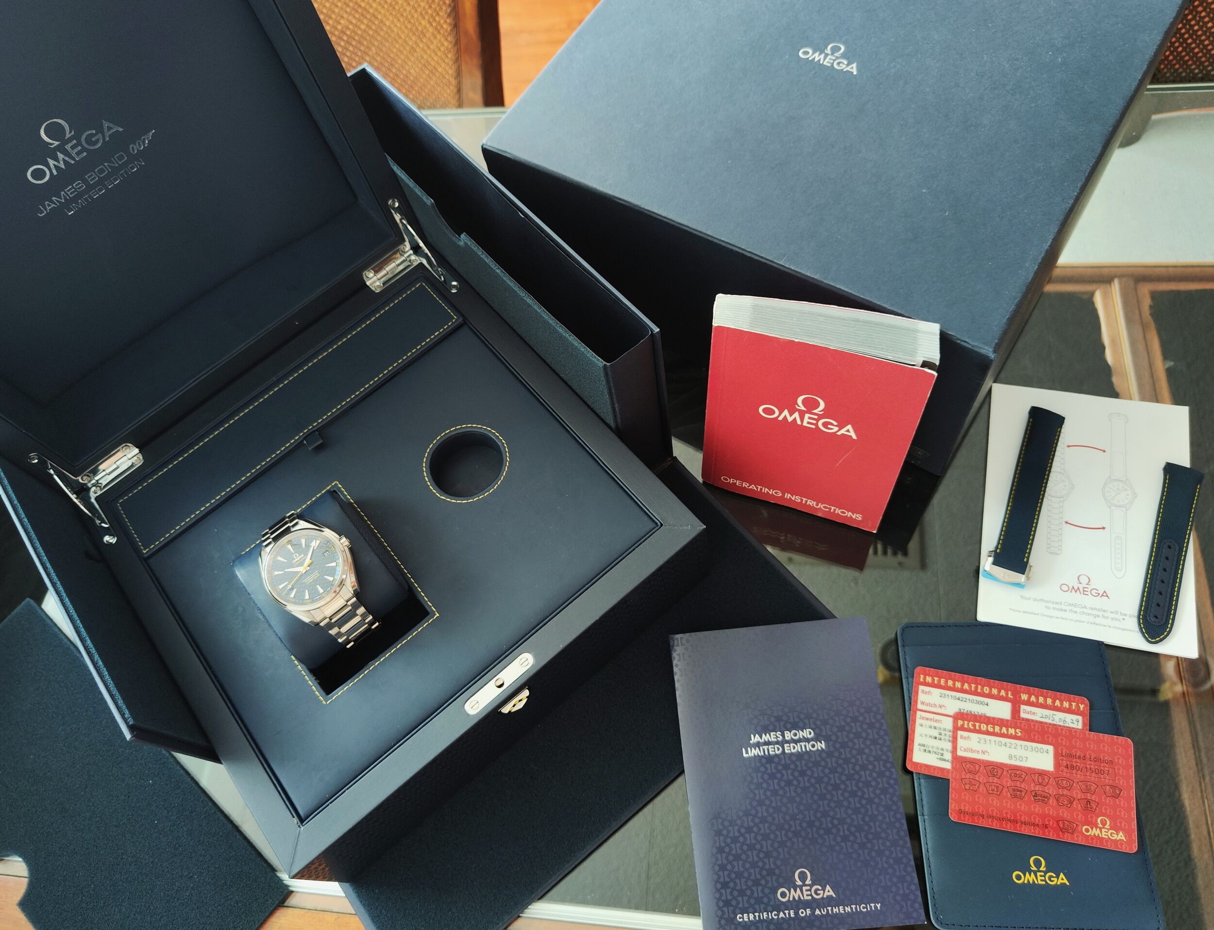OMEGA 海馬 Aqua Terra 詹姆斯龐德 007限量款 大錶徑41.5mm 原廠鋼帶+原廠編織帶 抗磁錶殼~原廠盒單 龐德徽章 10