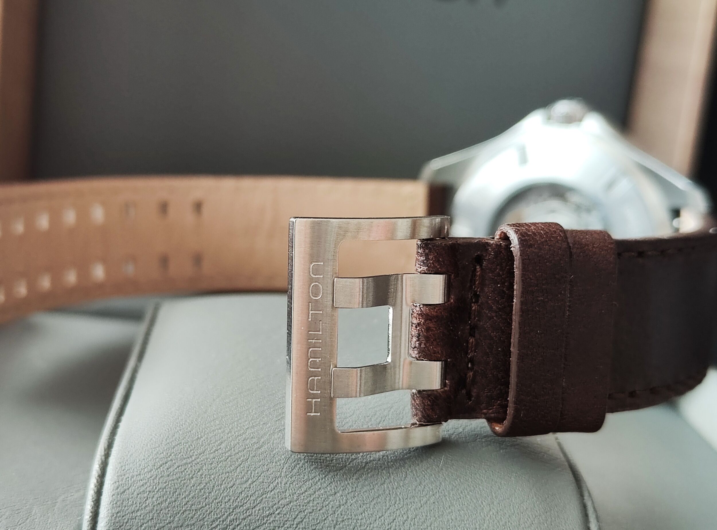漢米爾頓 近新 卡其航空 大錶徑42mm 橄欖綠色面盤 自動上鍊~原廠盒單 2025AD 7
