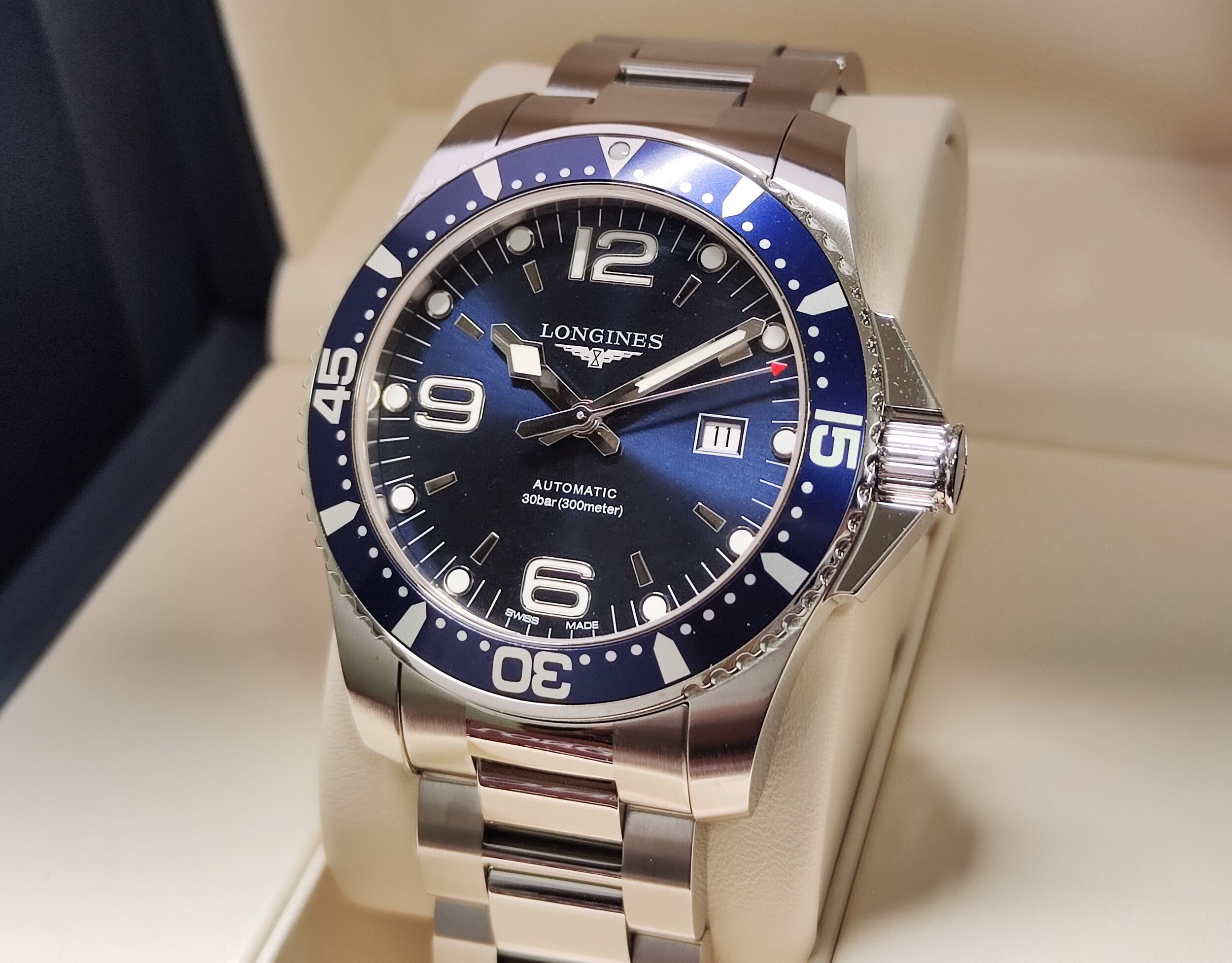 浪琴 近新品 深海征服者 大錶徑44mm 藍色鋁圈 藍色面盤 自動上鍊 浪鬼 水鬼~原廠盒單 2025AD 2