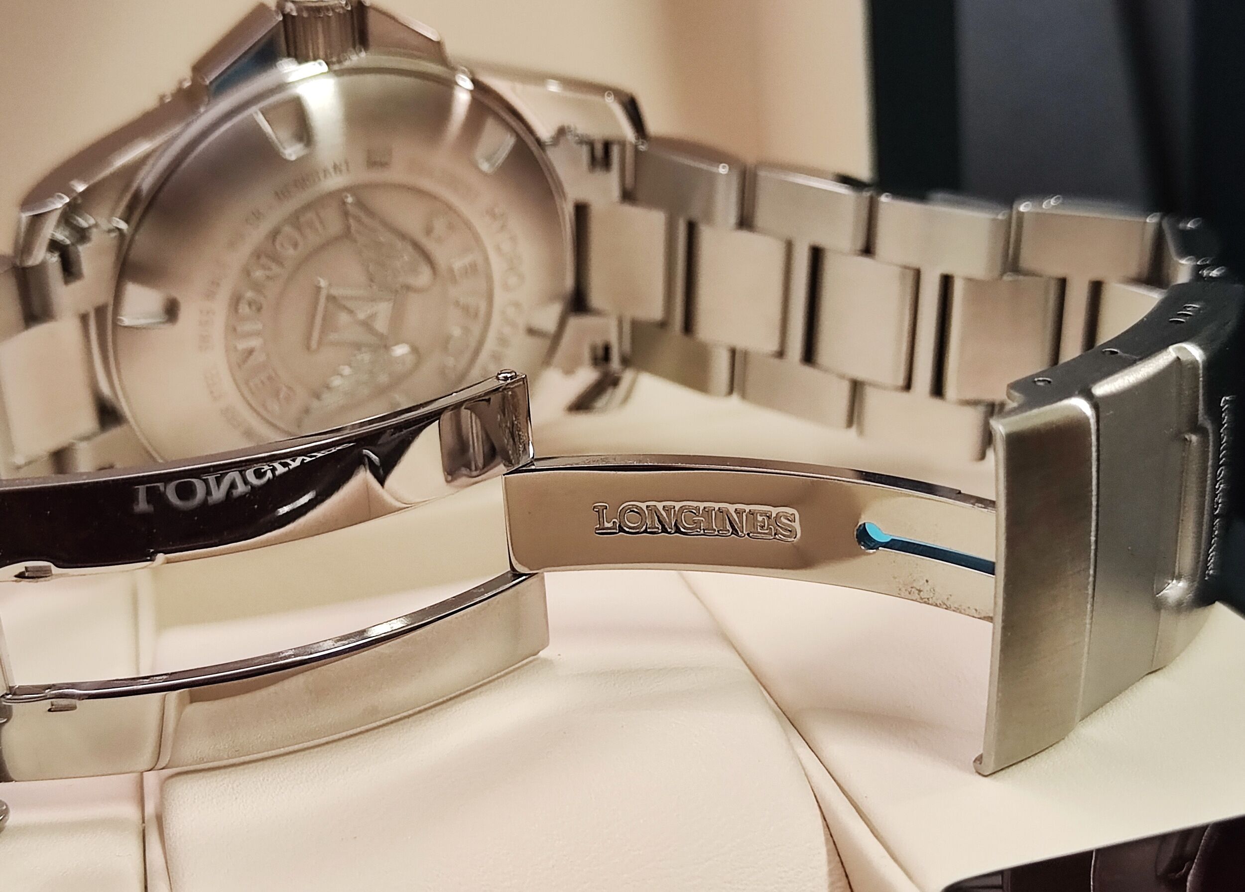 浪琴 近新品 深海征服者 大錶徑44mm 藍色鋁圈 藍色面盤 自動上鍊 浪鬼 水鬼~原廠盒單 2025AD 7