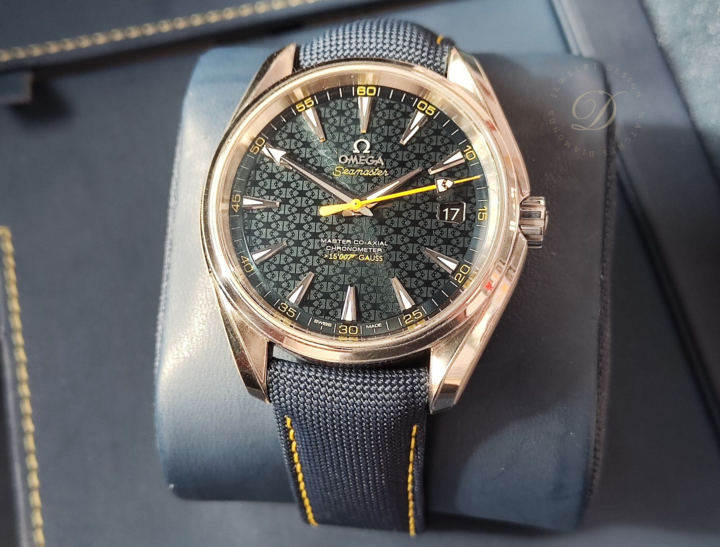 OMEGA 海馬 Aqua Terra 詹姆斯龐德 007限量款 大錶徑41.5mm 原廠鋼帶+原廠編織帶 抗磁錶殼~原廠盒單 龐德徽章