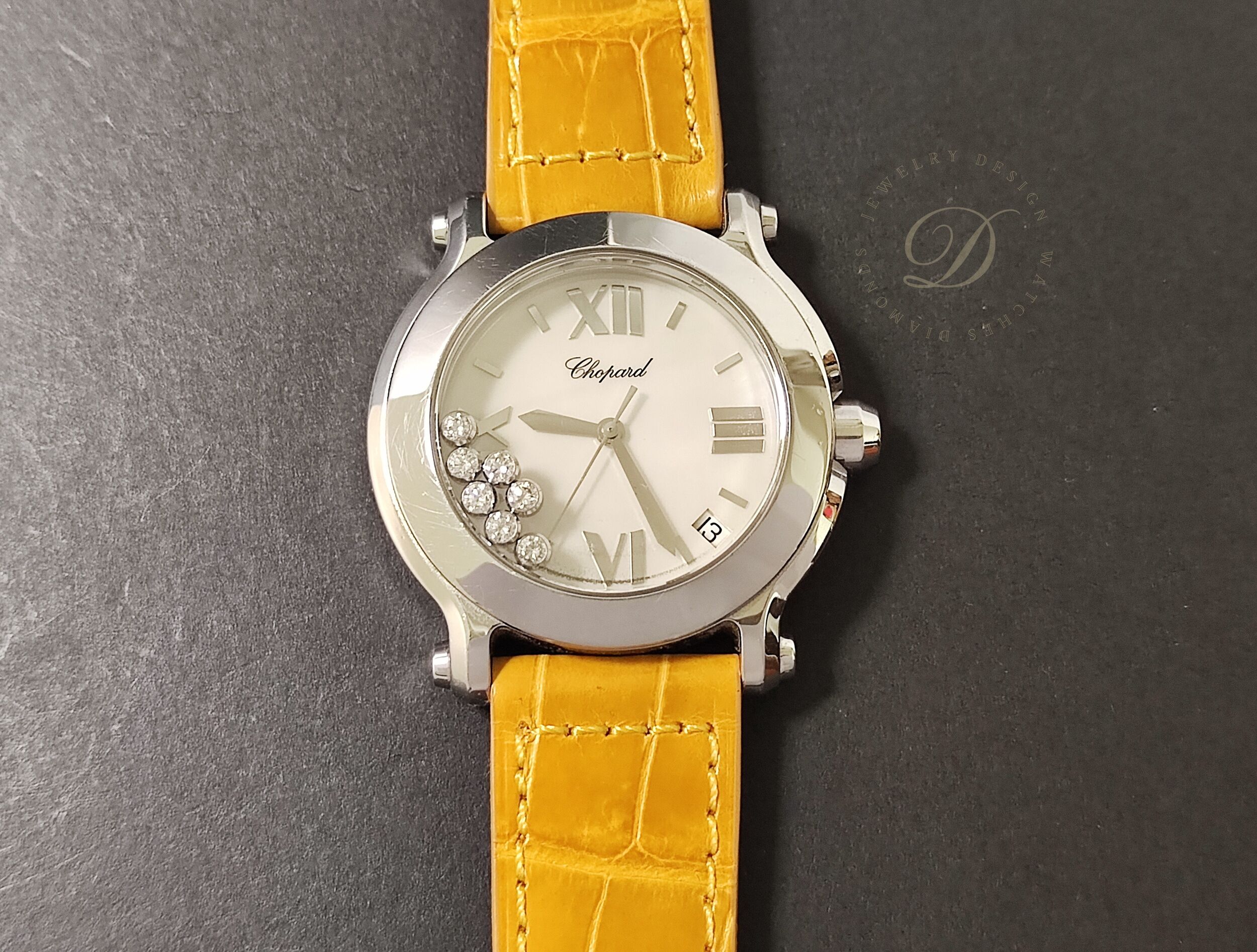 蕭邦 CHOPARD 快樂鑽 白色珍珠母貝面盤 錶徑36mm 石英機芯 原鑲7顆跑鑽~原廠盒單 國內AD