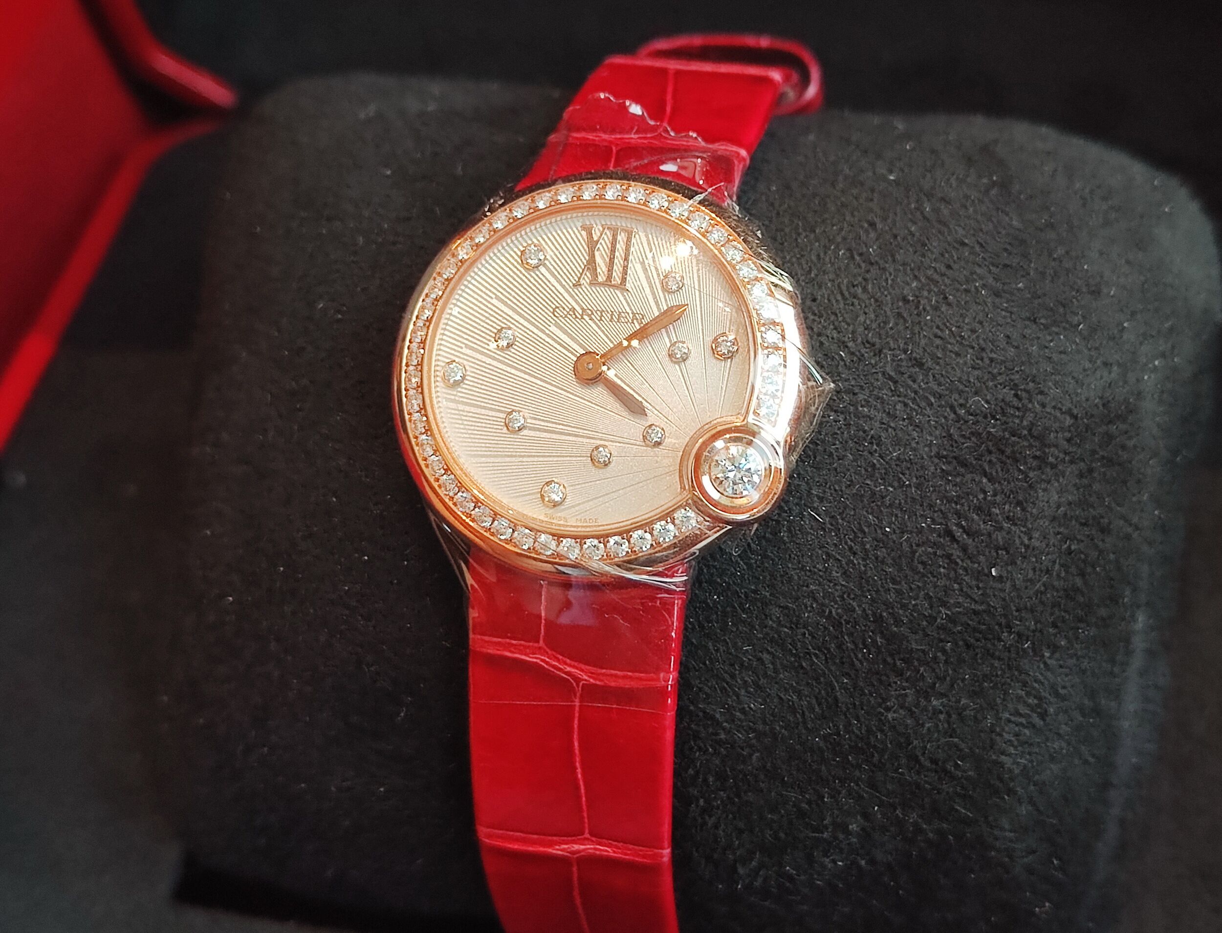 卡地亞 CARTIER 近新 玫瑰金 原鑲鑽錶 錶徑30mm 原裝石英機芯 白氣球~原廠盒單 2023 2