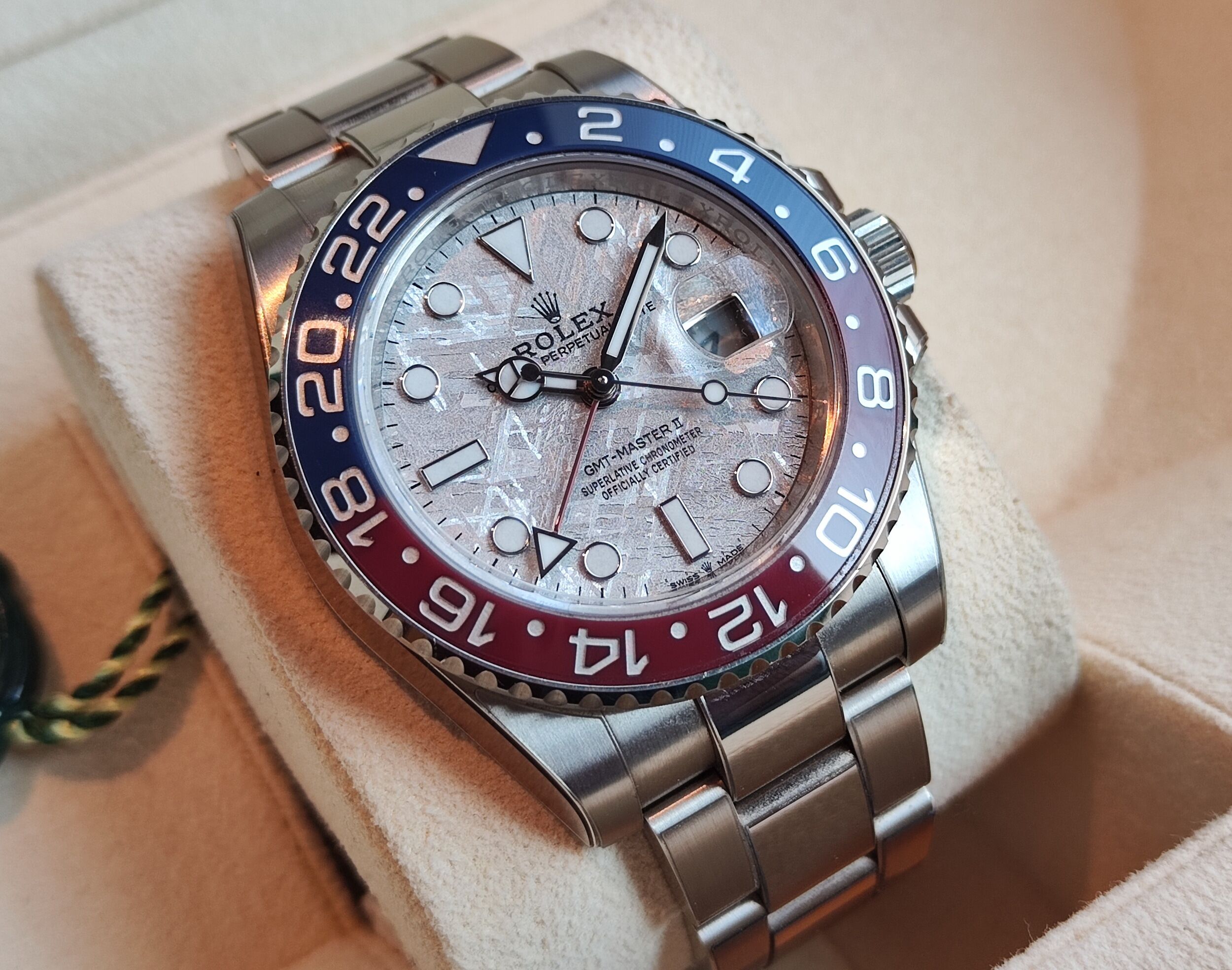 勞力士 126719 白金 隕石面 紅藍圈 百事圈 錶徑40mm 兩地時間 GMT 雙色陶瓷圈 近新~原廠盒單 2024 2