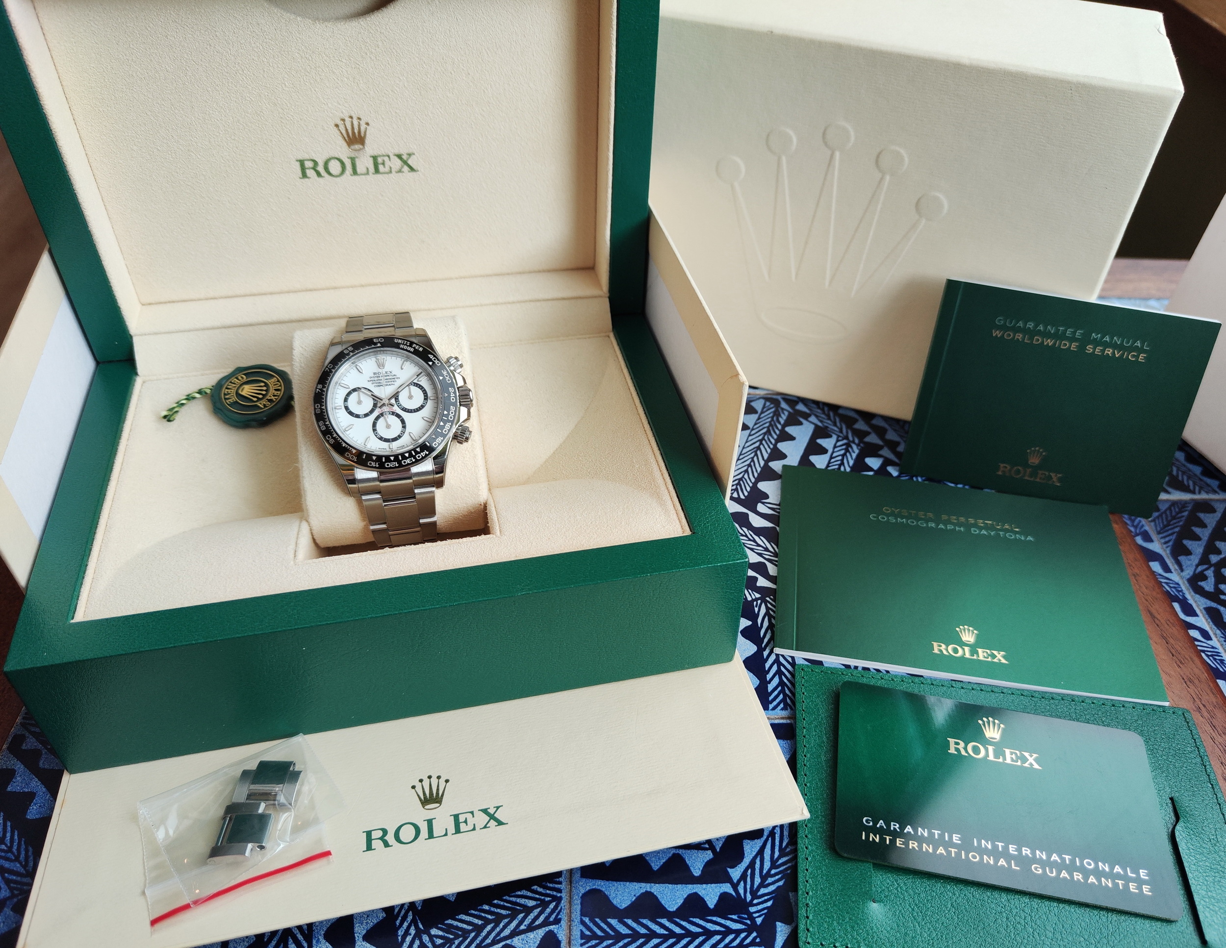 ROLEX  勞力士 126500 白迪 白熊貓 錶徑40mm 自動上鍊 DAYTONA  迪通納~原廠盒單 2024 116500參考 9