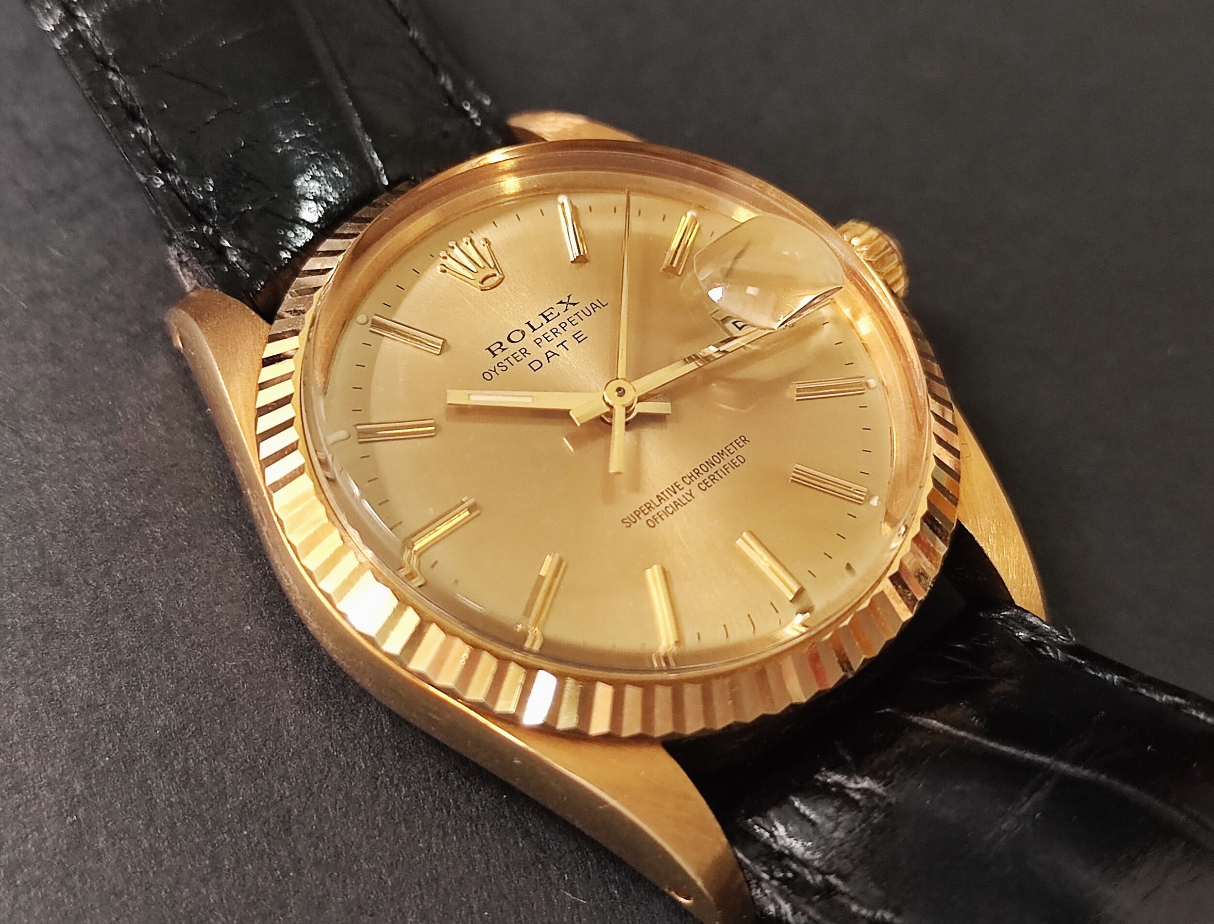 勞力士 15038 蠔式日誌 DATE 紅蟳 錶徑34mm 自動上鍊 金色面盤~原廠盒單 3