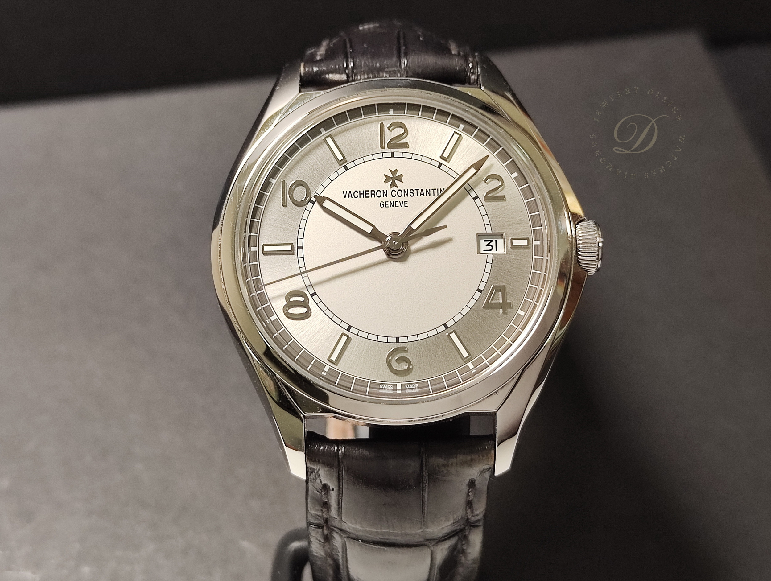 江詩丹頓 Fiftysix 4600E 銀色面盤 錶徑40mm 自動上鍊 VC~原廠盒單 2019