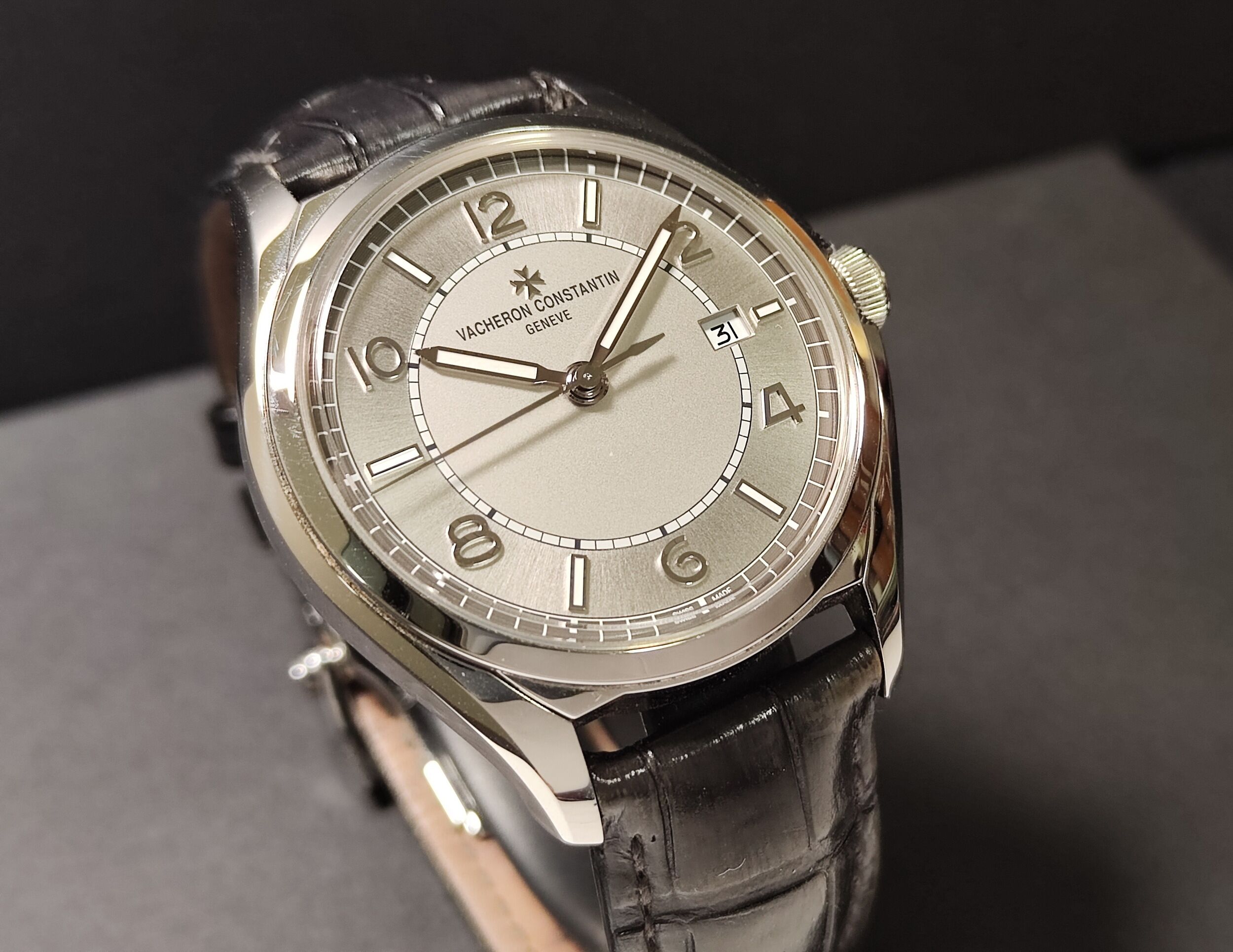 江詩丹頓 Fiftysix 4600E 銀色面盤 錶徑40mm 自動上鍊 VC~原廠盒單 2019 3