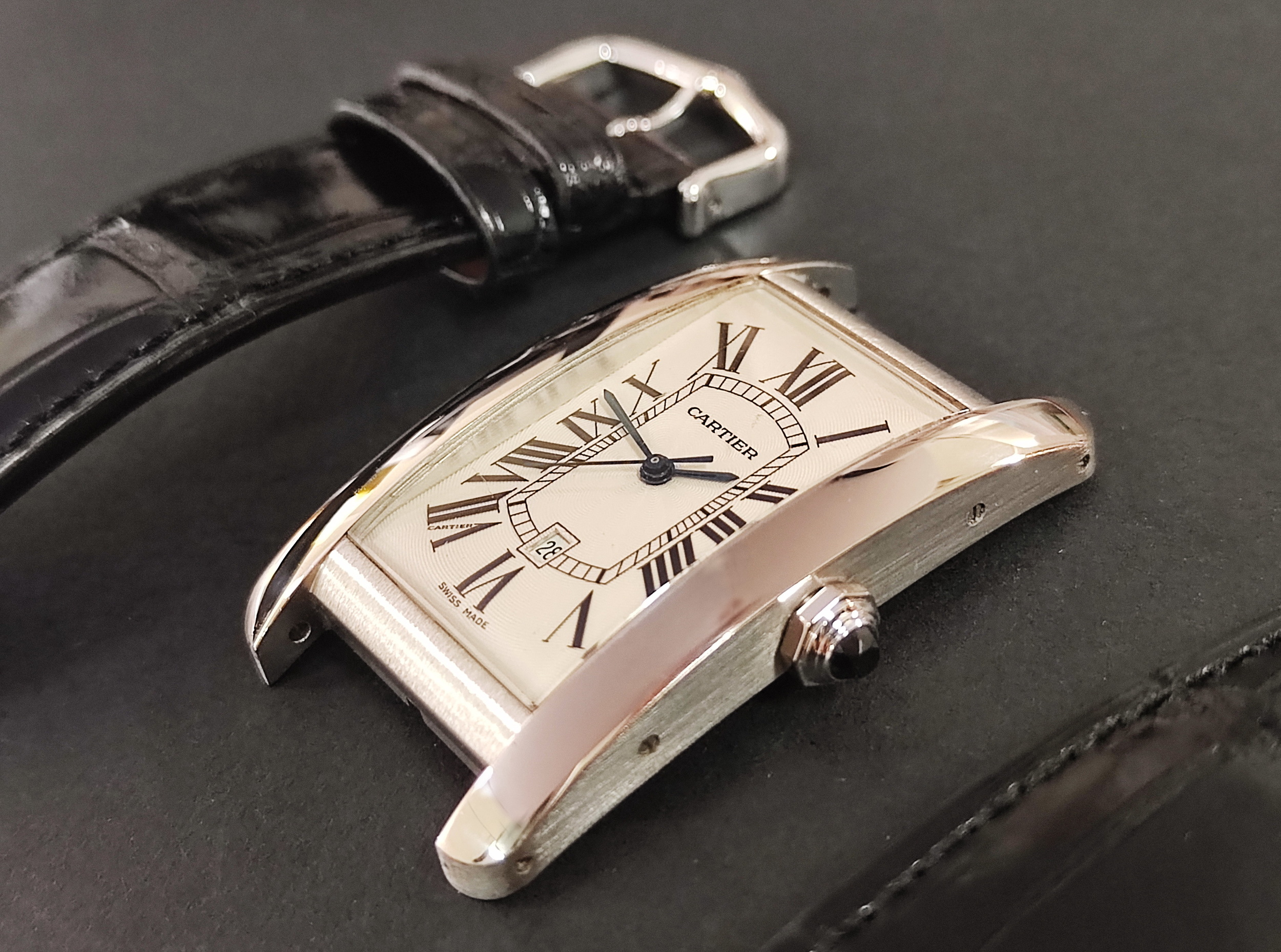 卡地亞 CARTIER 美國坦克 白K金 最大款 自動上鍊 羅馬數字~原廠盒單 Tank Américaine 2