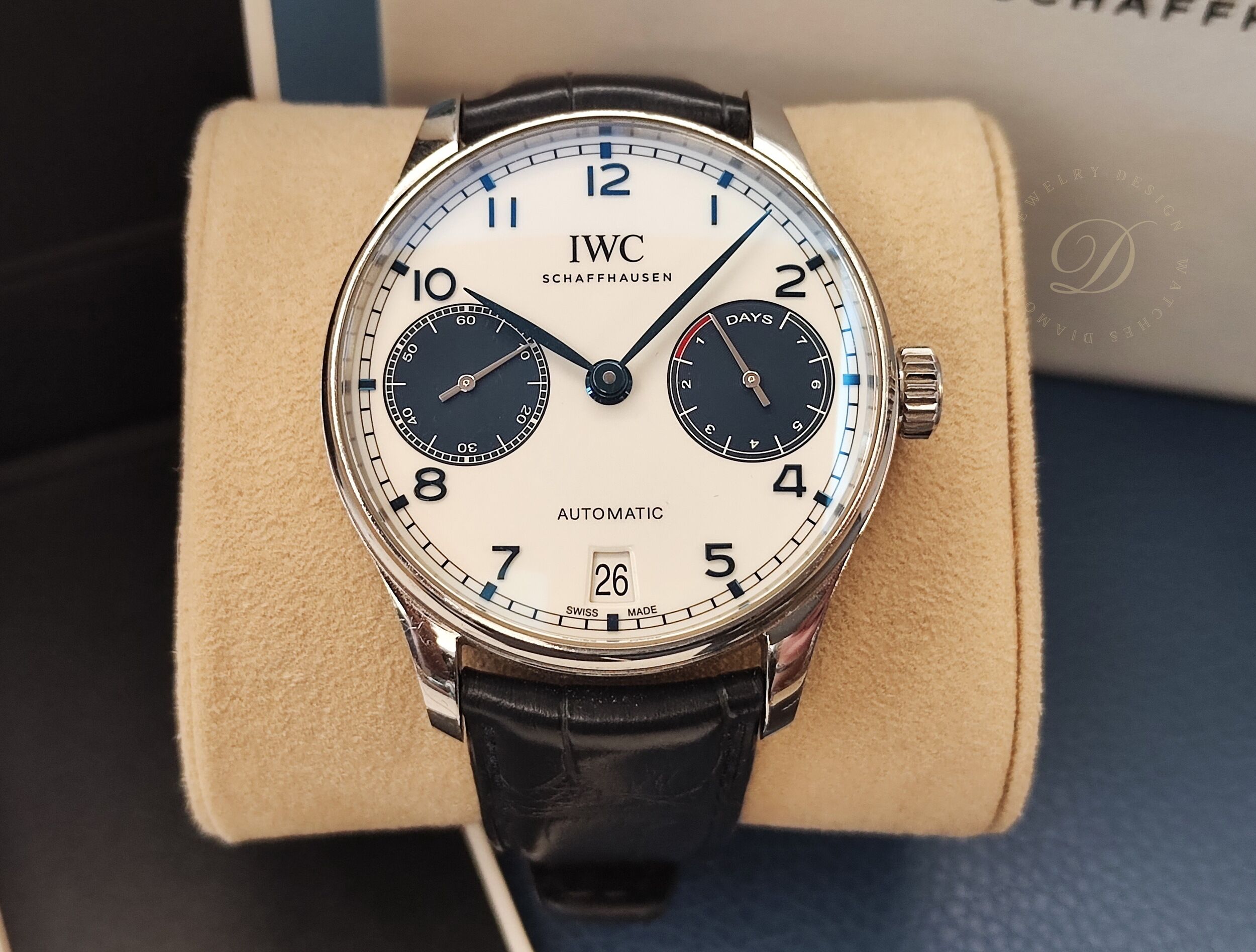 萬國 IWC 葡萄牙 七日鍊 大錶徑42mm 白色面盤 藍色錶圈 自動上鍊 動能顯示~原廠盒單 2025