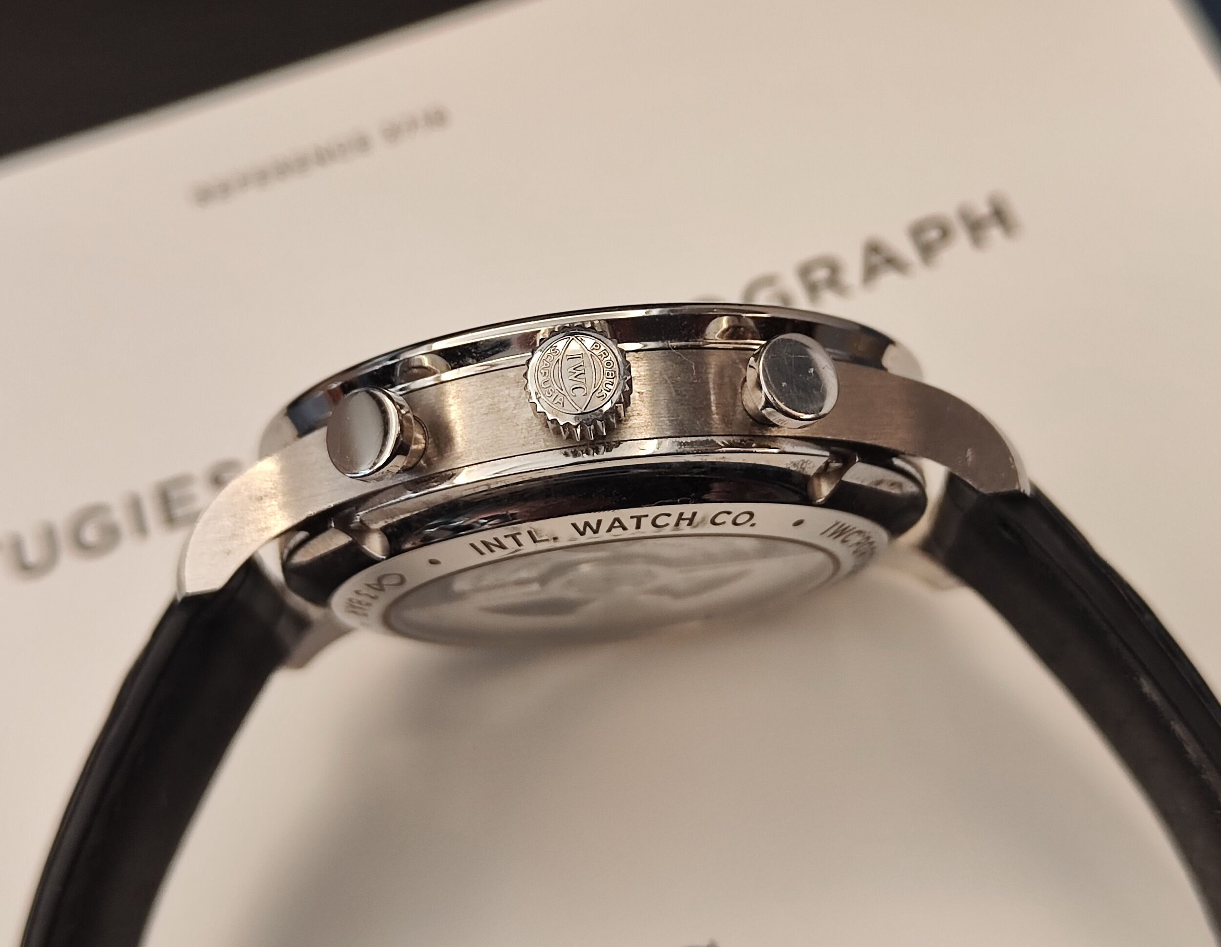 萬國 IWC 葡萄牙系列 白色面盤 大錶徑41mm 自動上鍊 計時功能 Portofino~原廠盒單 2025 4