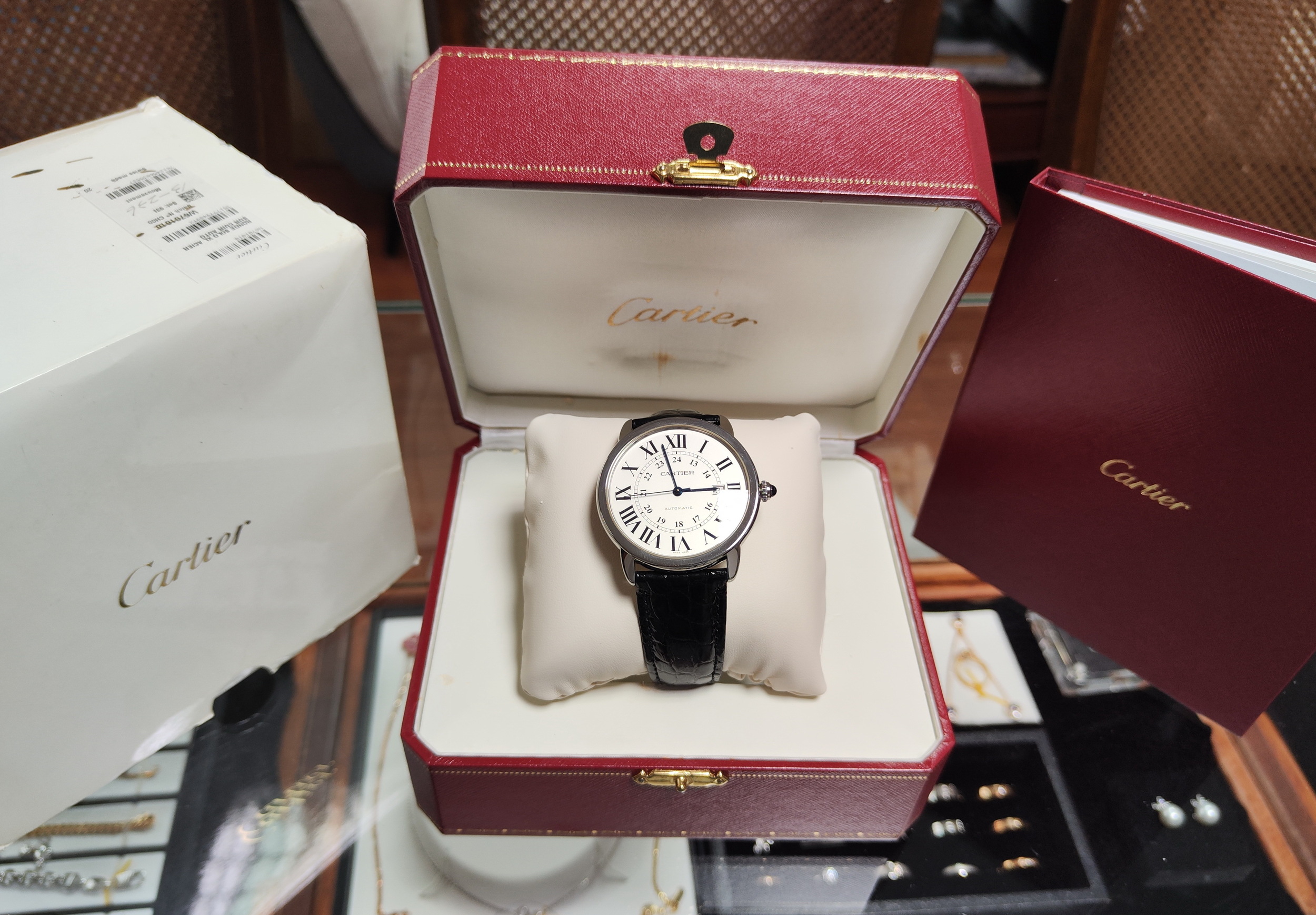 CARTIER 卡地亞 Ronde Solo 大錶徑42mm 自動上鍊 羅馬數字 坦克系列 tank可參考~原廠盒單 6