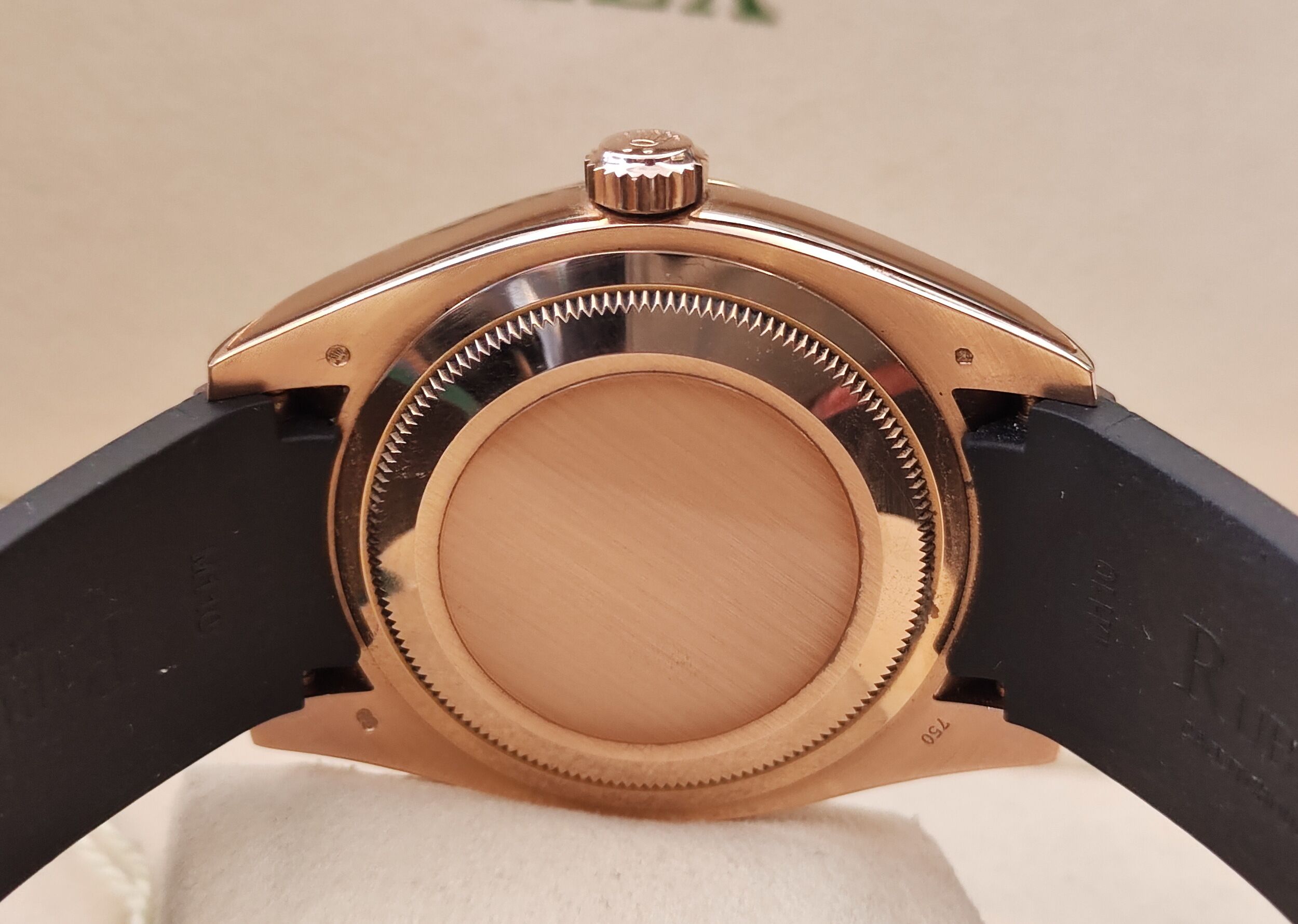 勞力士 326135 玫瑰金 天行者 巧克力數字面盤 大錶徑42mm 沙羅年曆功能 摺疊扣~原廠盒單 5