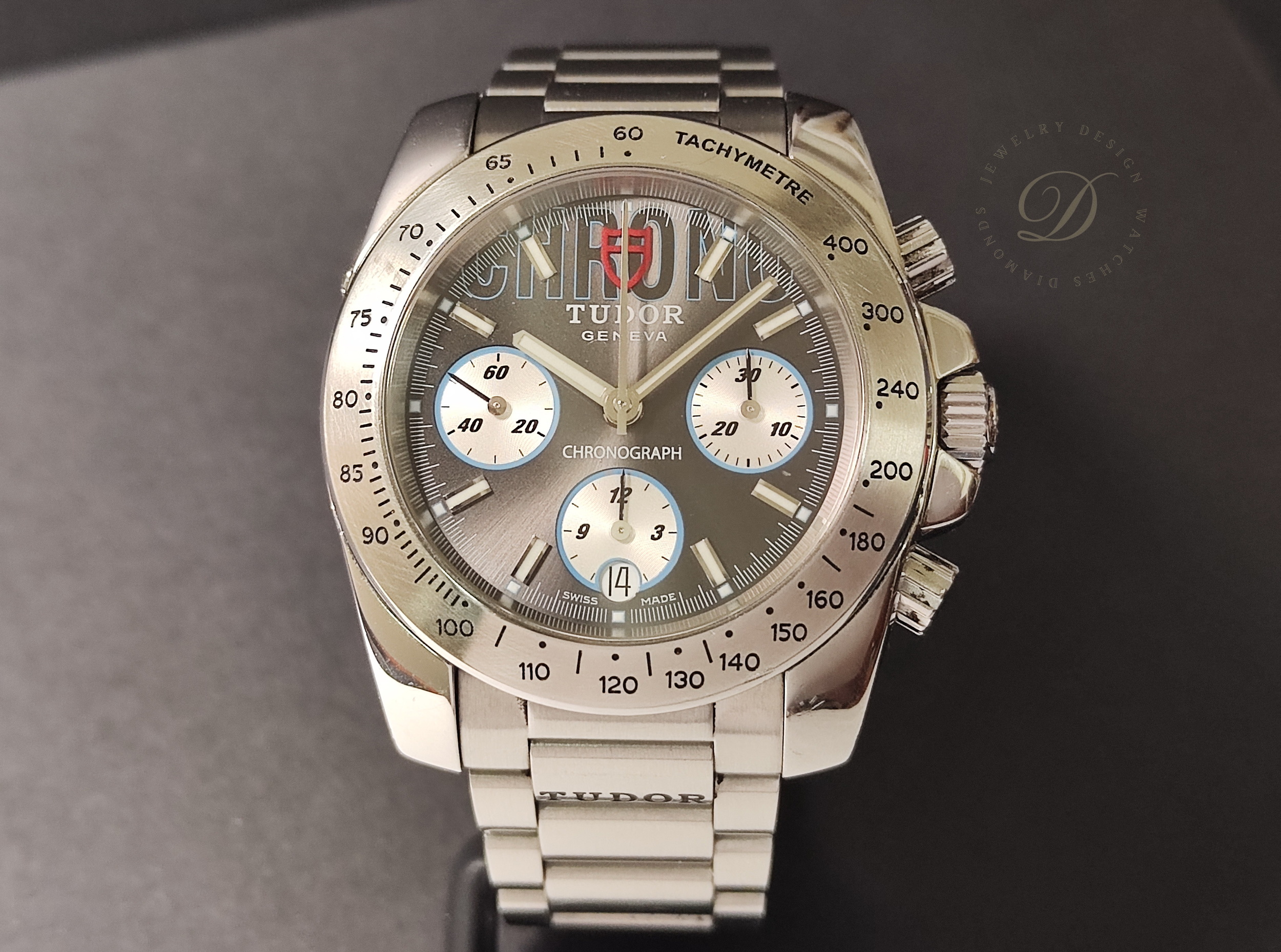 TUDOR 帝舵20300 Sport Chronograph 大錶徑41mm 灰色面盤 自動上鍊 計時功能~原廠盒單 難得美品