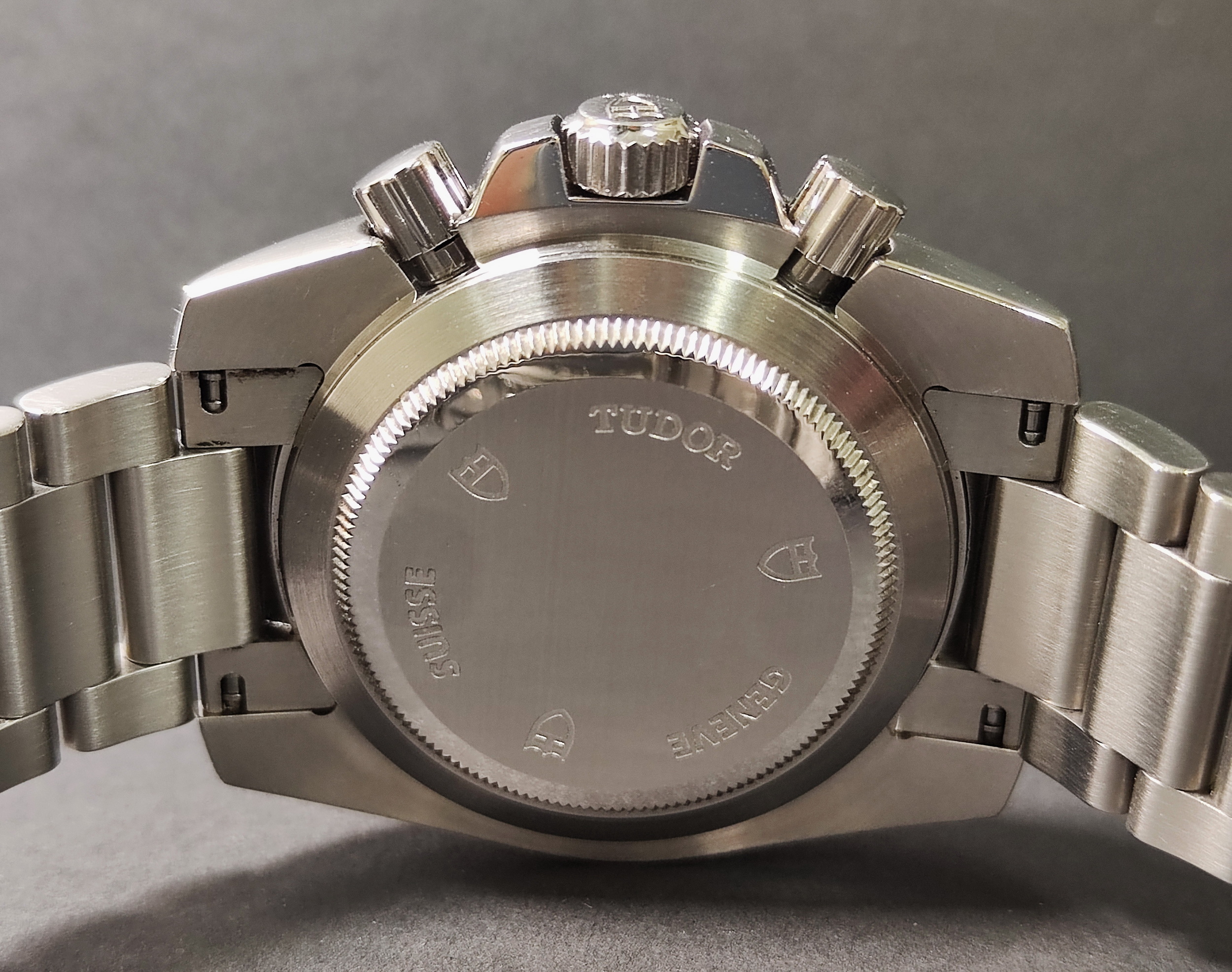 TUDOR 帝舵20300 Sport Chronograph 大錶徑41mm 灰色面盤 自動上鍊 計時功能~原廠盒單 難得美品 5