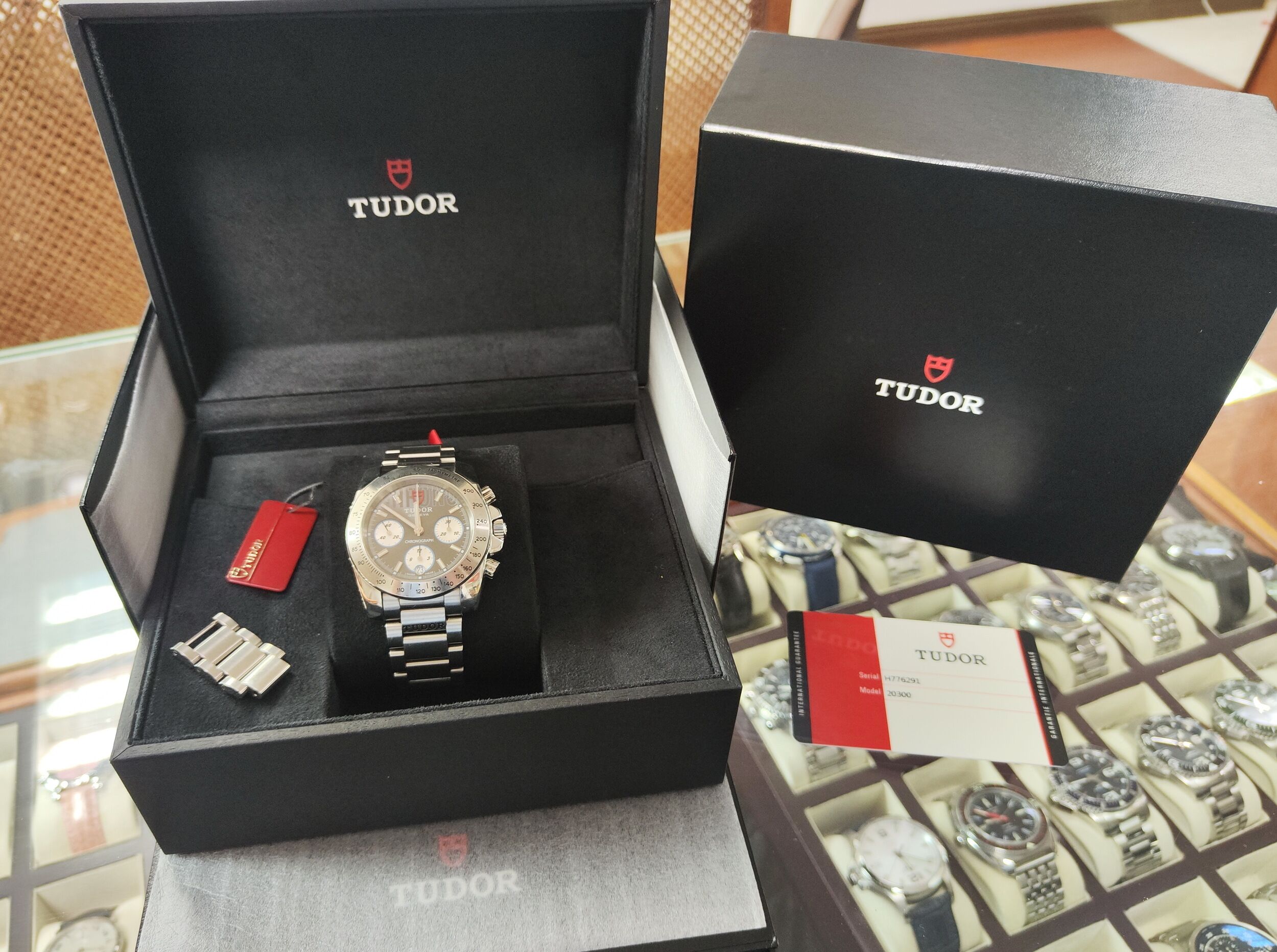 TUDOR 帝舵20300 Sport Chronograph 大錶徑41mm 灰色面盤 自動上鍊 計時功能~原廠盒單 難得美品 10