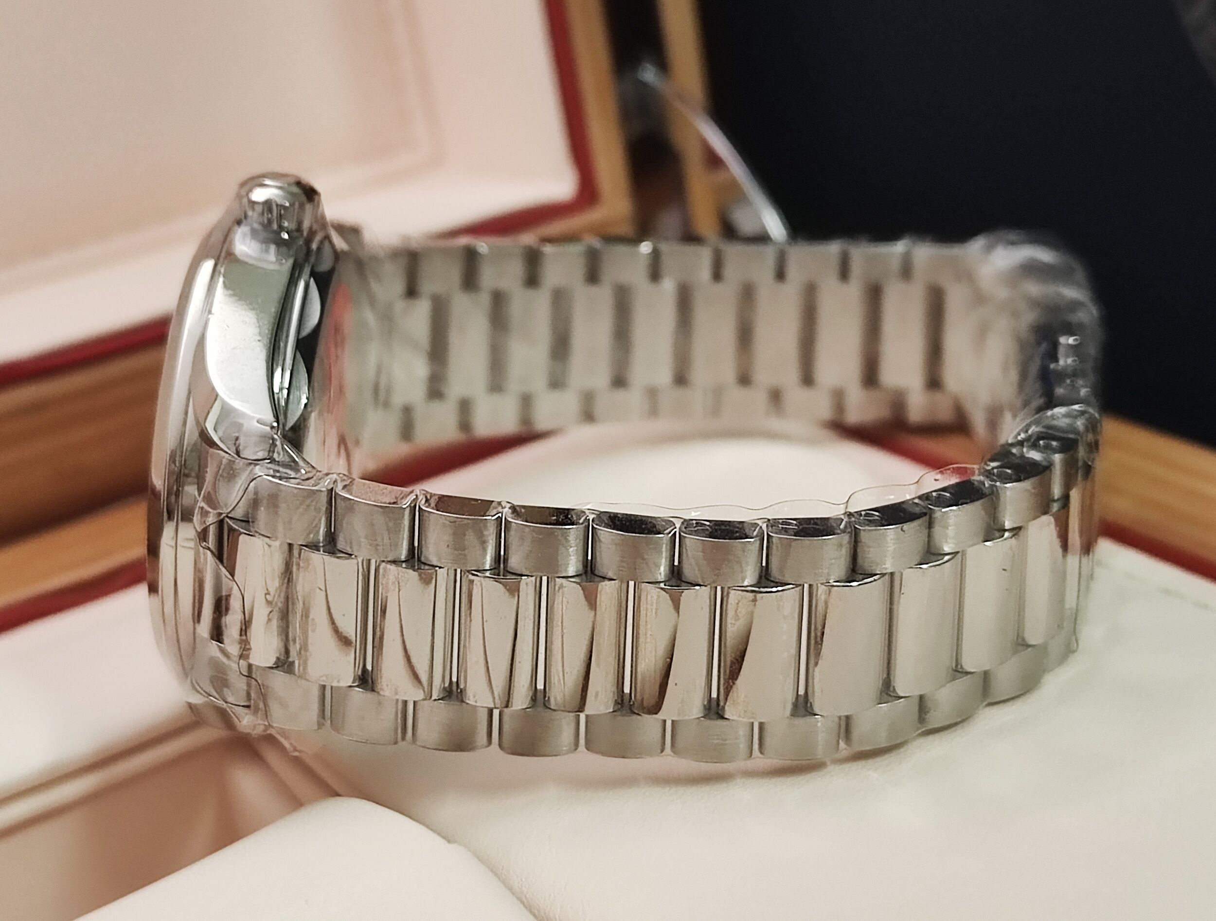 OMEGA 全新 海馬 Summer Blue 漸層藍色面盤 錶徑38mm 自動上鍊 AT150 高抗磁~原廠盒單 國內AD 6