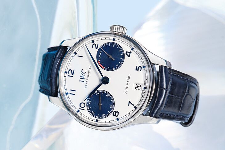 萬國 IWC 葡萄牙 七日鍊 大錶徑42mm 白色面盤 藍色錶圈 自動上鍊 動能顯示~原廠盒單 2025 7