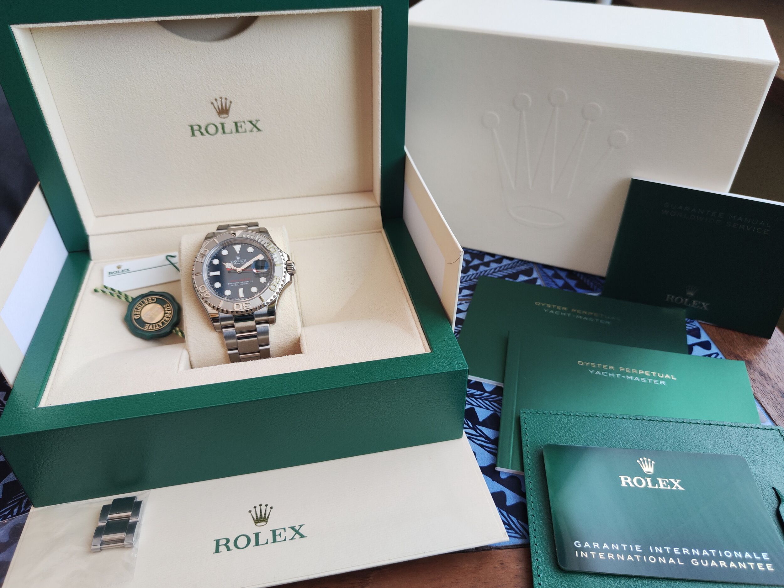 勞力士 126622 遊艇名仕 藍色面盤 錶徑40mm 紅色秒針 自動上鍊 Yacht-Master 鉑金錶圈~原廠盒單 2023保固內 9