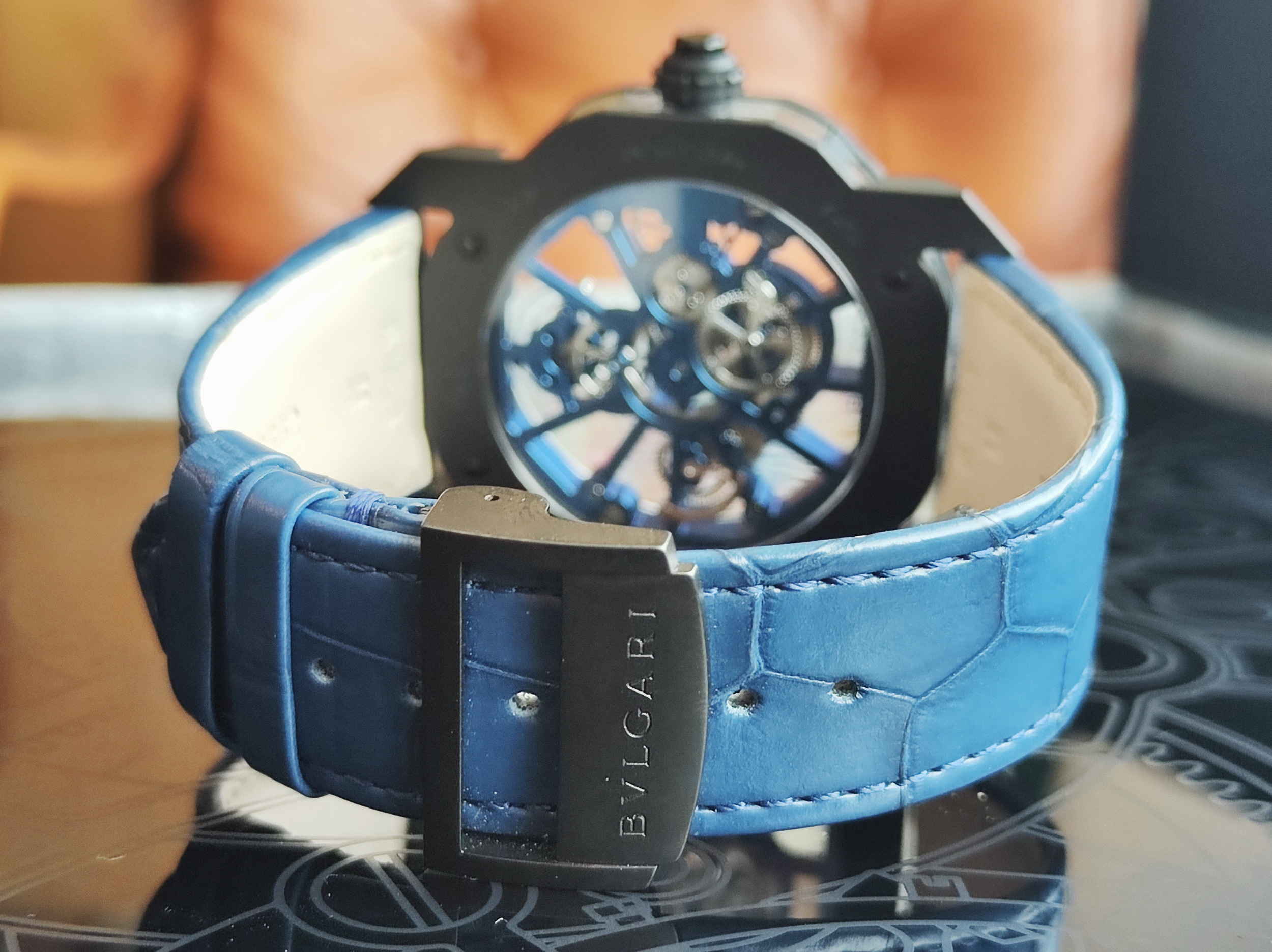 寶格麗 Octo Roma 鈦金屬 陀飛輪裝置 大錶徑44mm 鏤空面盤 手動上鍊~原廠盒單 2022AD 10