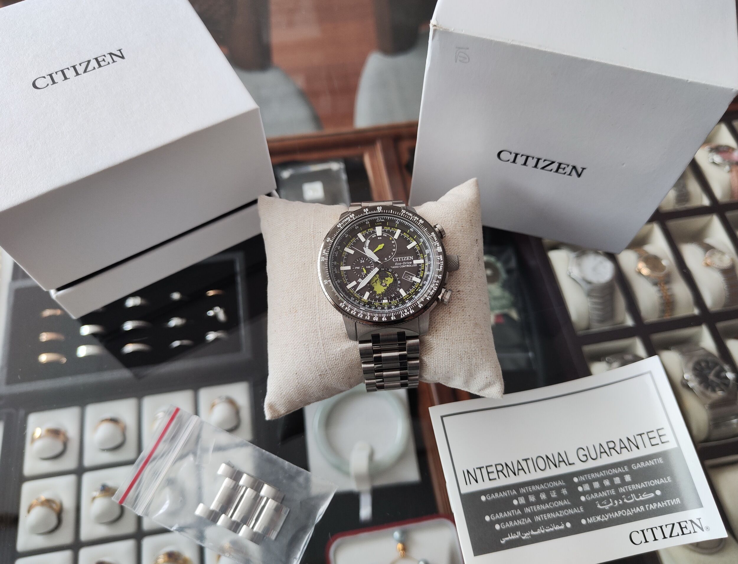 星辰 CITIZEN 光動能 大錶徑46mm 電波對時 世界時區 萬年曆 多功能~原廠盒單 2025AD 8