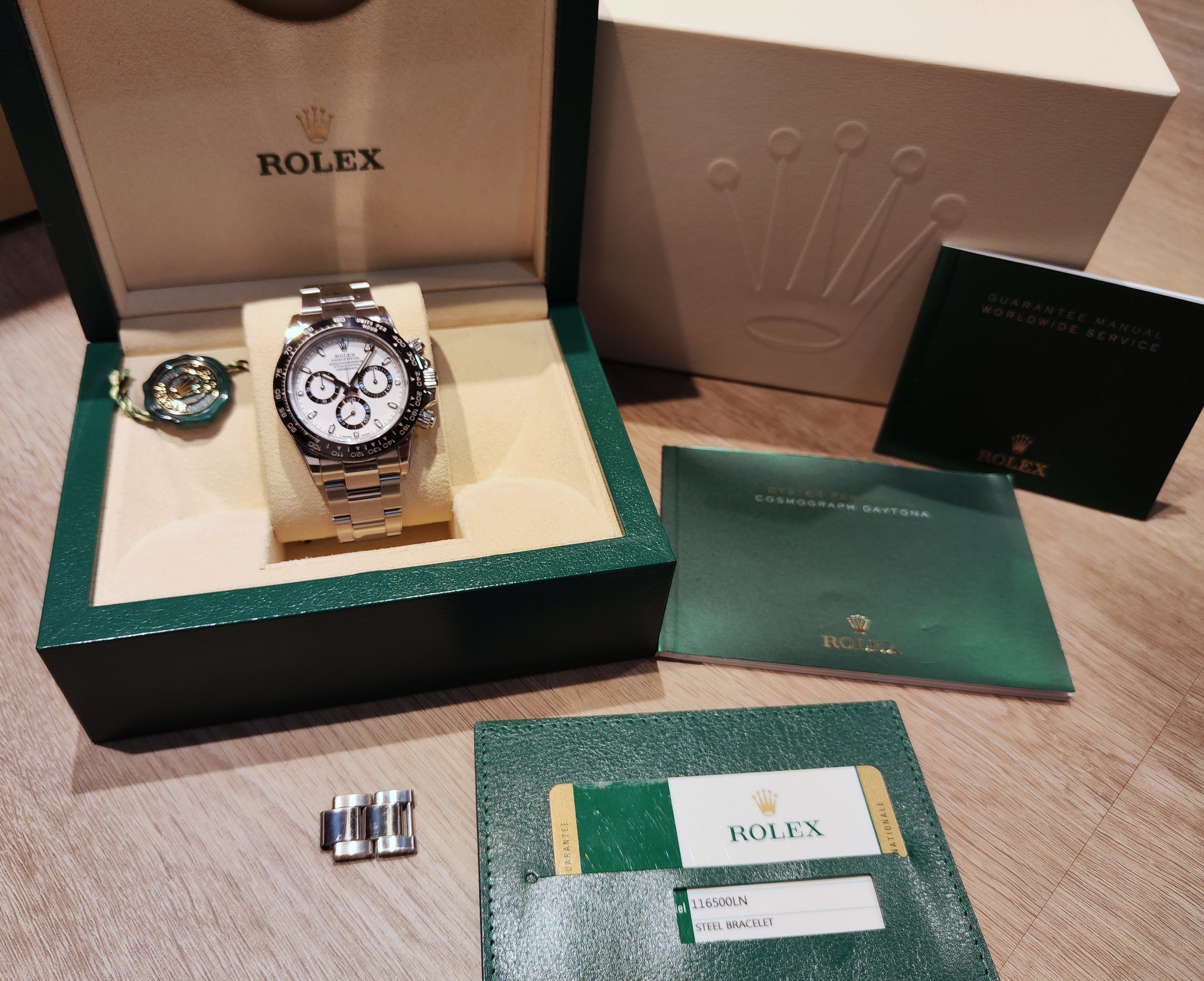 勞力士 116500 白迪 白熊貓 錶徑40mm 自動上鍊 DAYTONA  迪通納~原廠盒單 126500參考 9