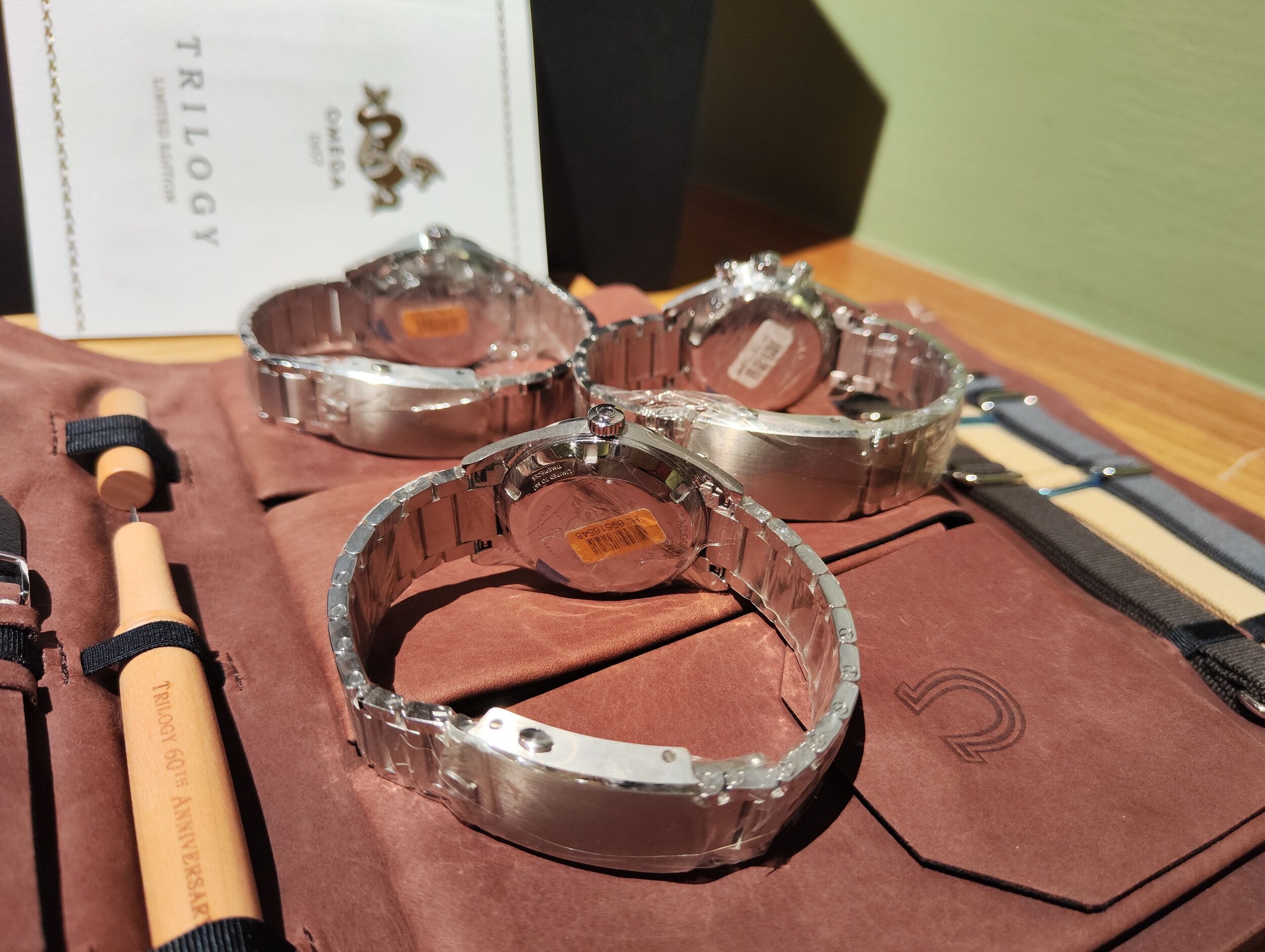 OMEGA 三部曲錶組 海馬 超霸 鐵霸 60周年紀念推出 全球限量557套 值得收藏~原廠盒單 全新不拆賣 8