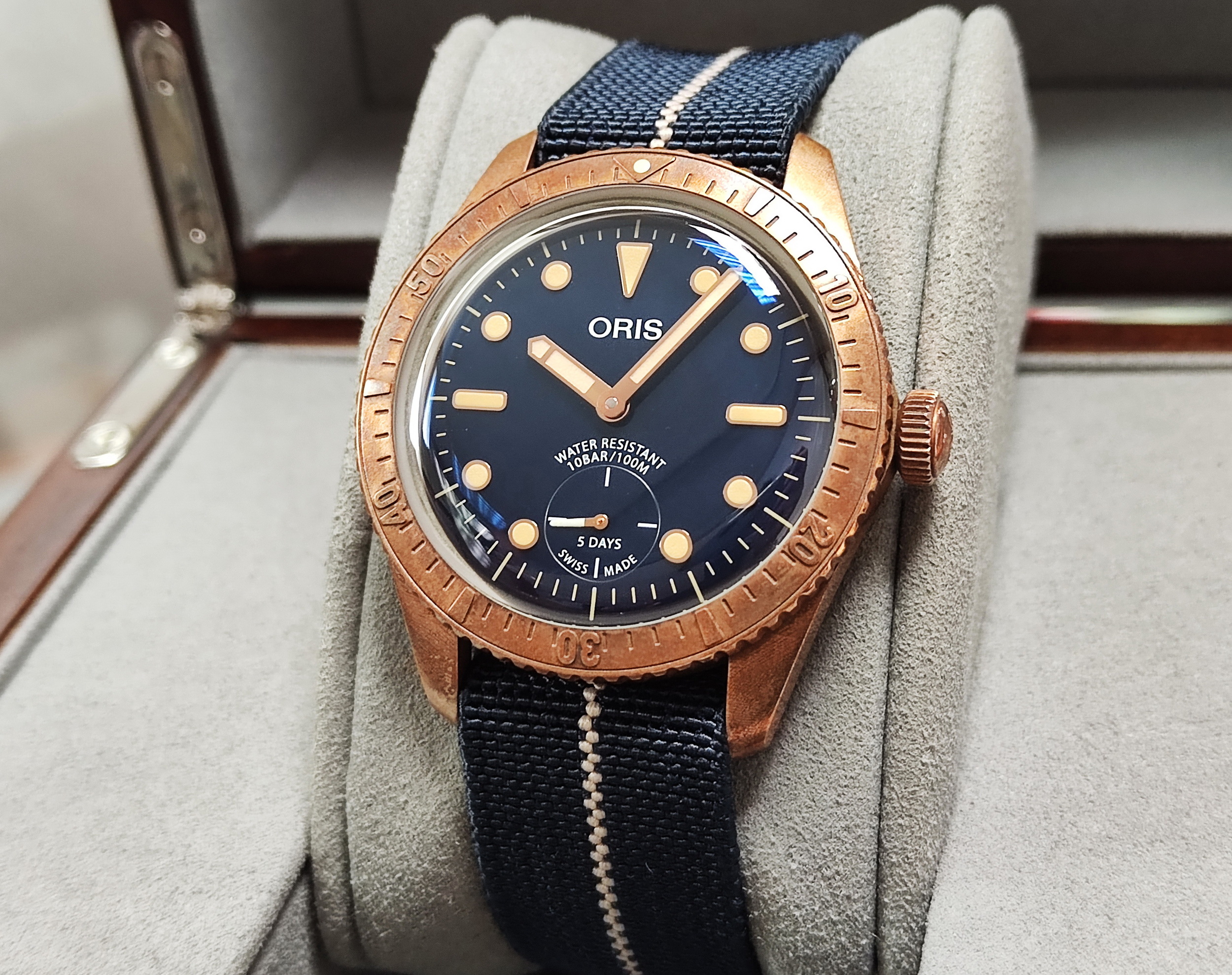 豪利時 ORIS 怒海潛將 限量青銅錶 藍色面盤 自動上鍊 Cal. 401五日鍊~原廠盒單 原廠保固內 2