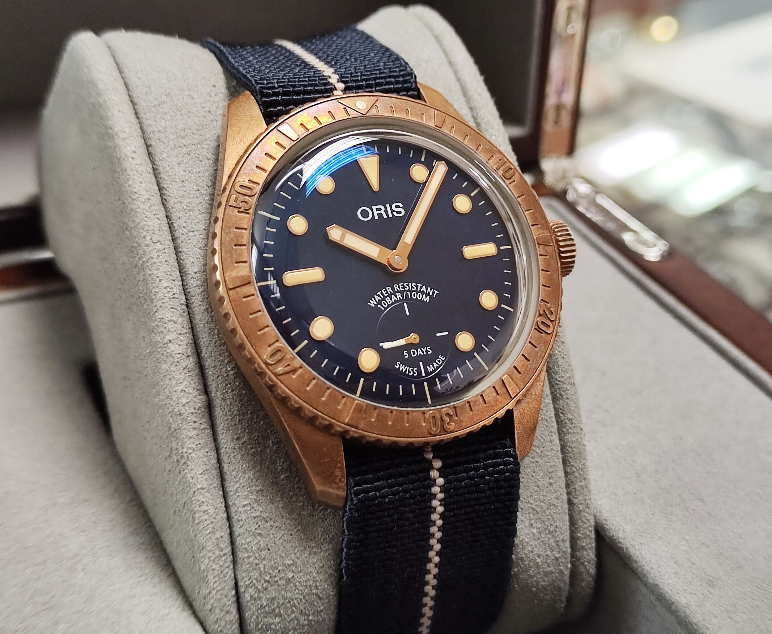 豪利時 ORIS 怒海潛將 限量青銅錶 藍色面盤 自動上鍊 Cal. 401五日鍊~原廠盒單 原廠保固內 3