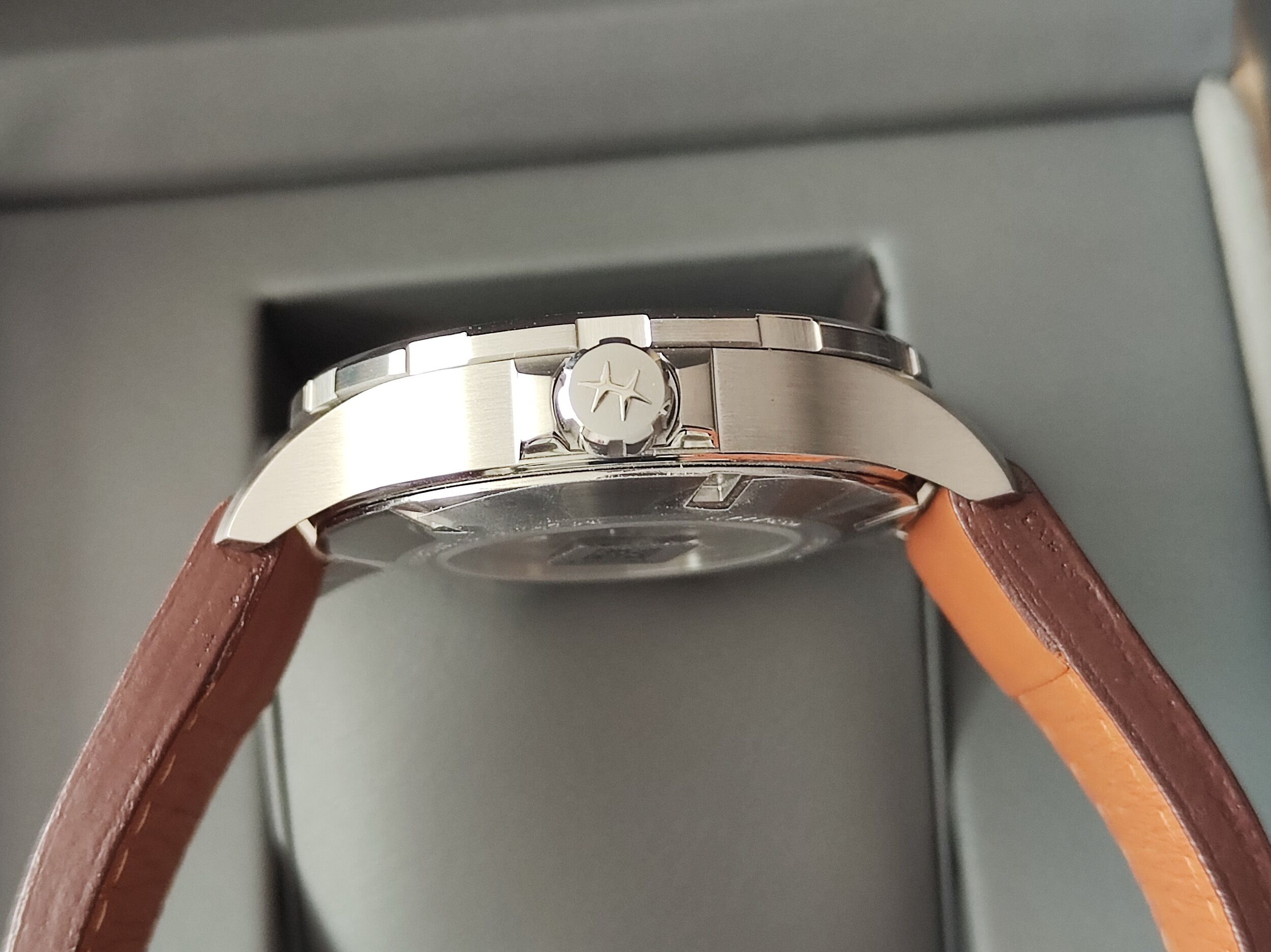 漢米爾頓 全新 卡其航空 X-Wind Day Date 藍色面盤 大錶徑45mm  自動上鍊 ~原廠盒單 2026AD 4