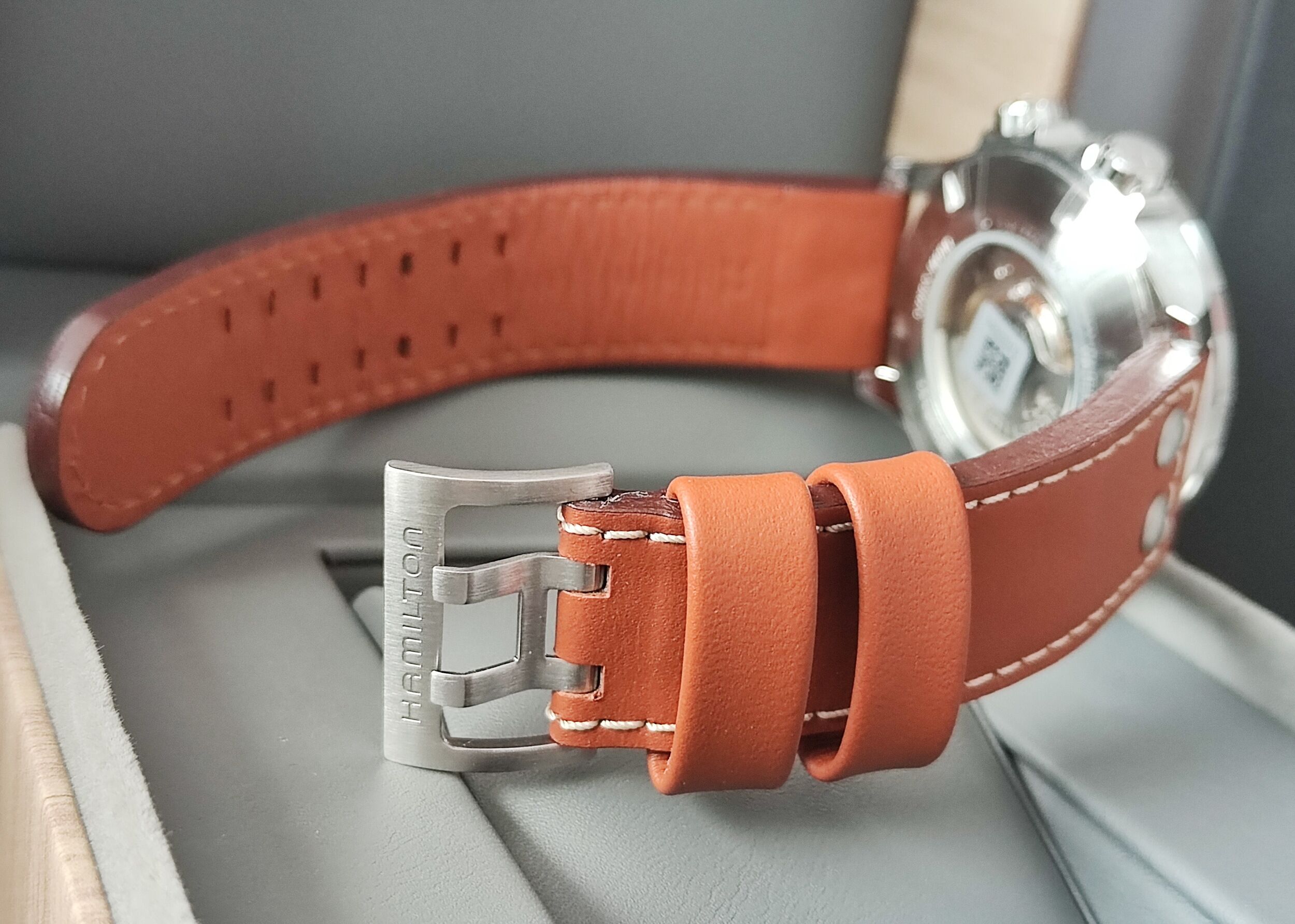 漢米爾頓 全新 卡其航空 X-Wind Day Date 藍色面盤 大錶徑45mm  自動上鍊 ~原廠盒單 2026AD 7