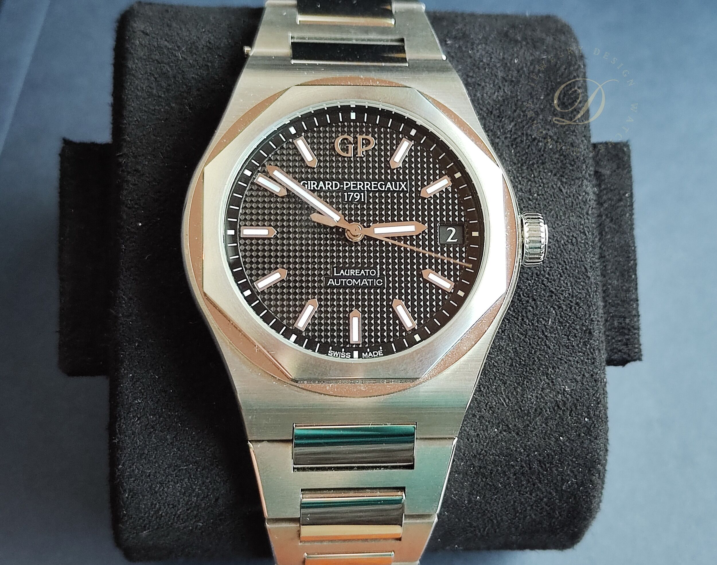 芝柏 GP 桂冠 黑色面盤 大錶徑42mm 經典八角型錶圈 自動上鍊 近新~原廠盒單 國內AD