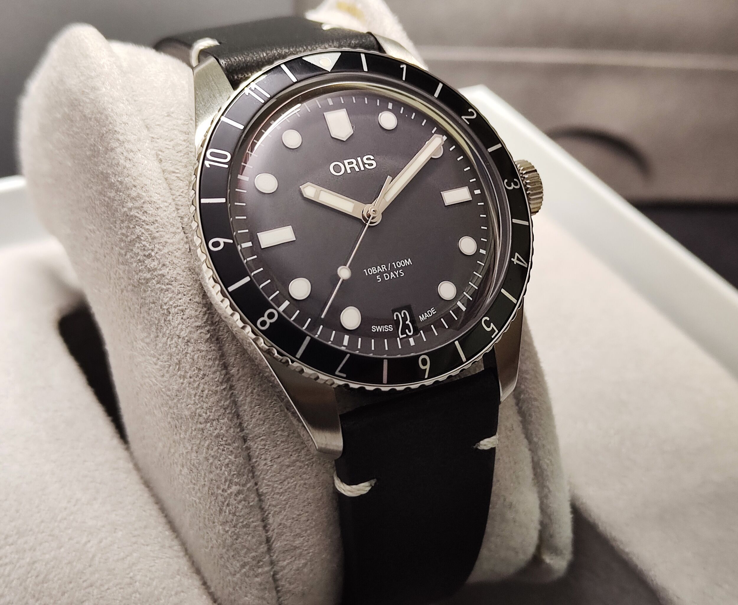ORIS 豪力時 Sixty‑Five 12H復古錶款 錶徑40mm 自動上鍊 第二時區~原廠盒單 2026AD 3