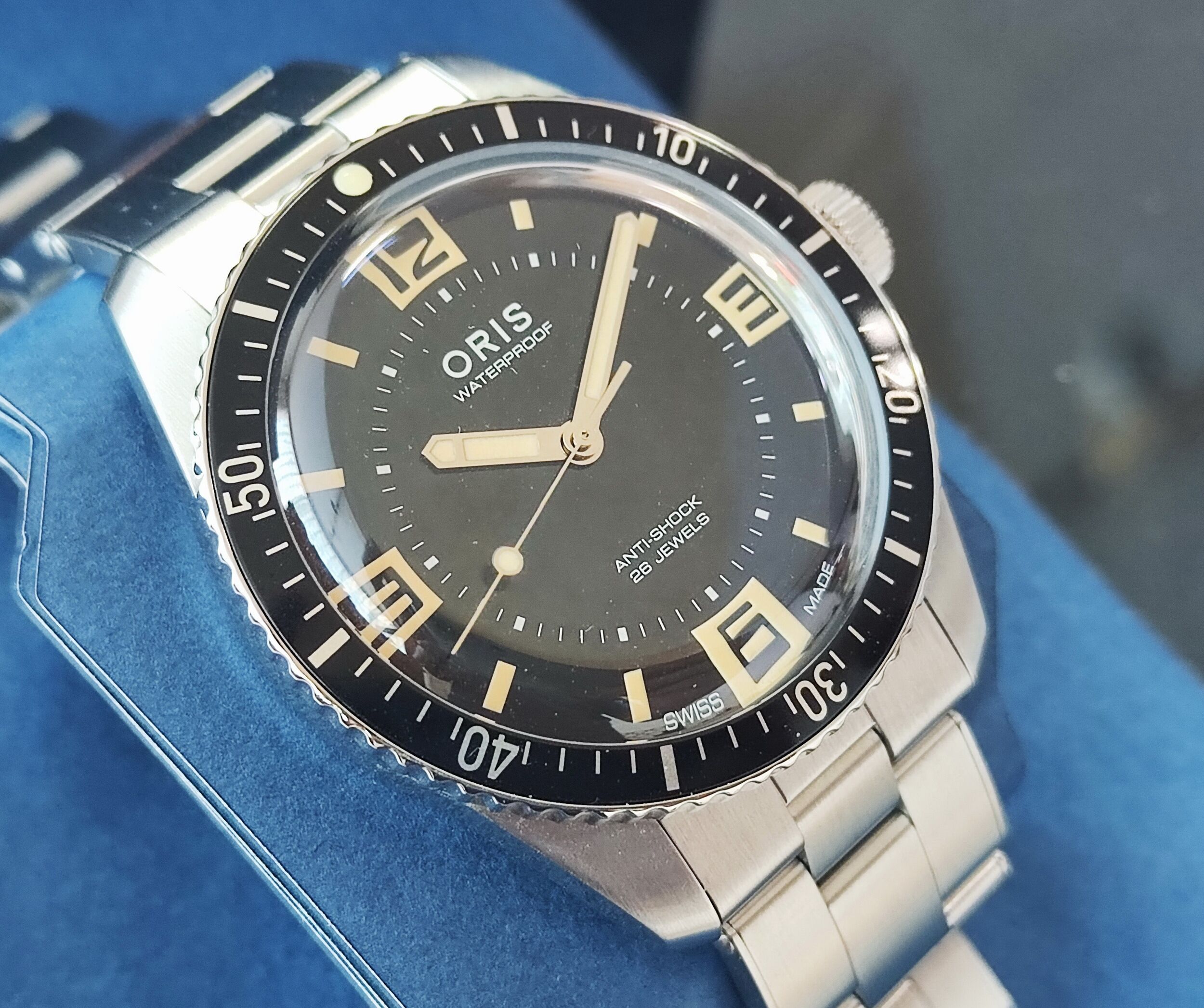 ORIS 豪力時DIVER 全新 60周年特別版 錶徑40mm 自動上鍊~原廠盒單 2026AD 3