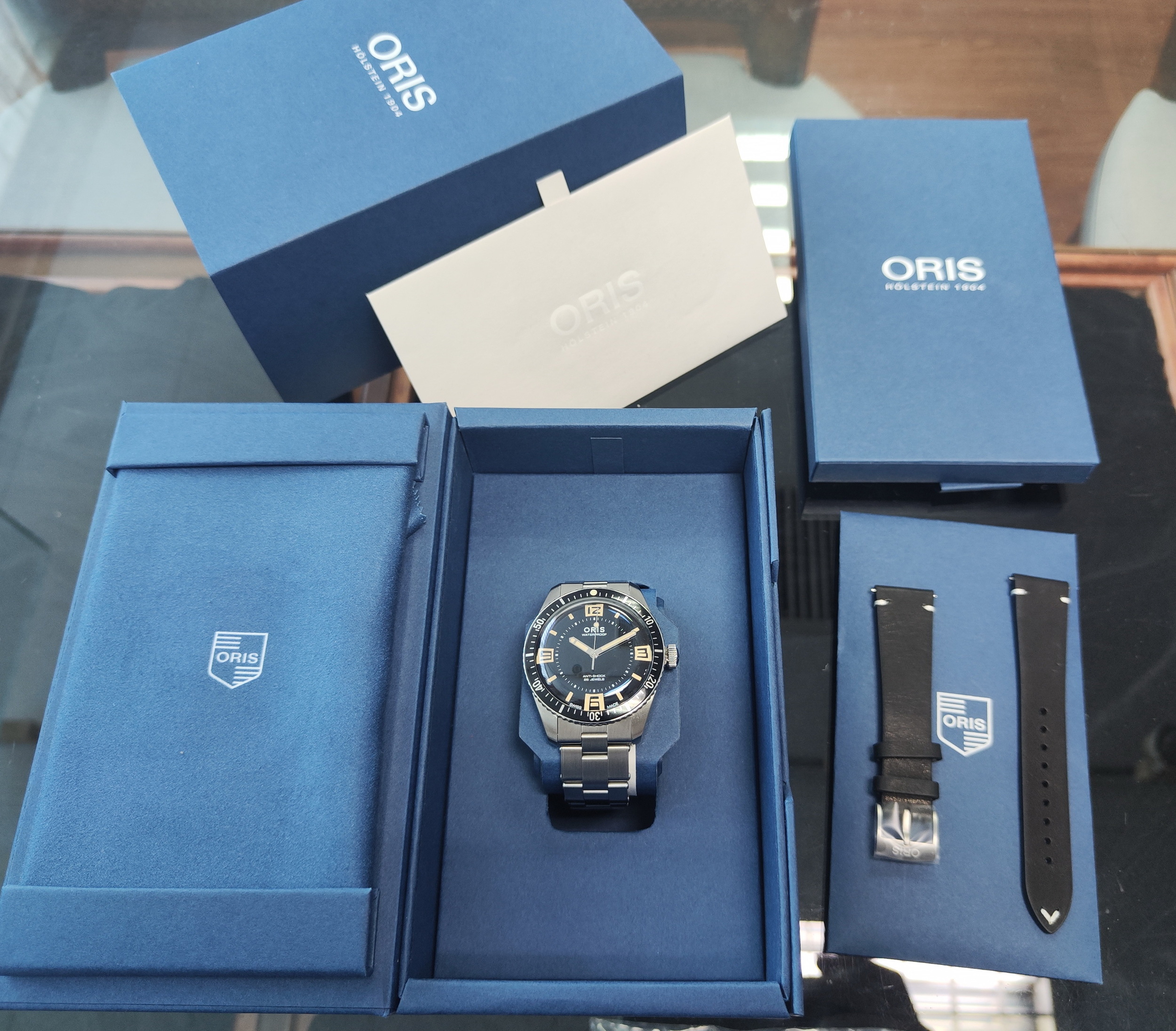 ORIS 豪力時DIVER 全新 60周年特別版 錶徑40mm 自動上鍊~原廠盒單 2026AD 9