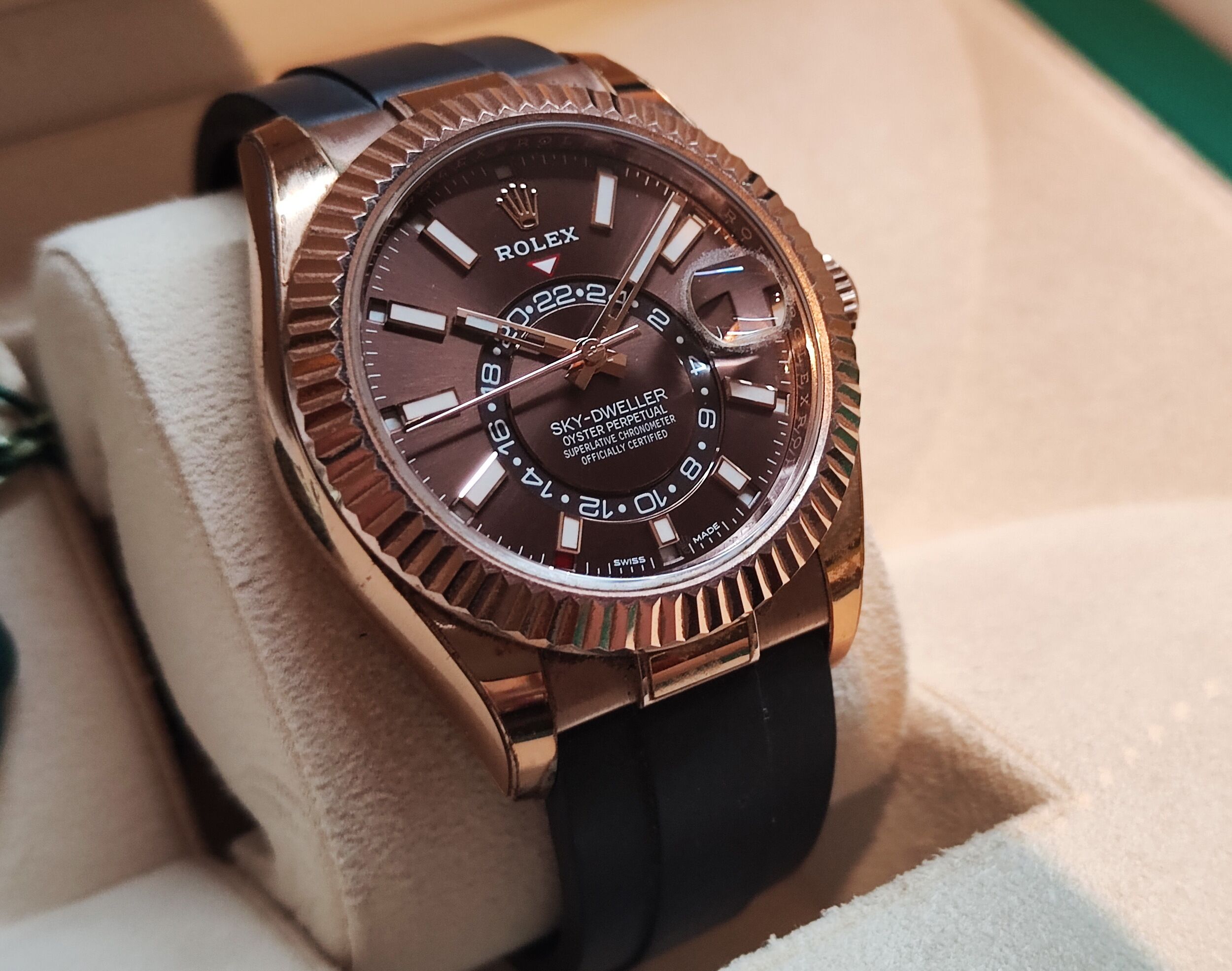 勞力士 326235 玫瑰金 天行者 巧克力面盤 大錶徑42mm 沙羅年曆功能 咖啡面 摺疊扣~原廠盒單 2021 3