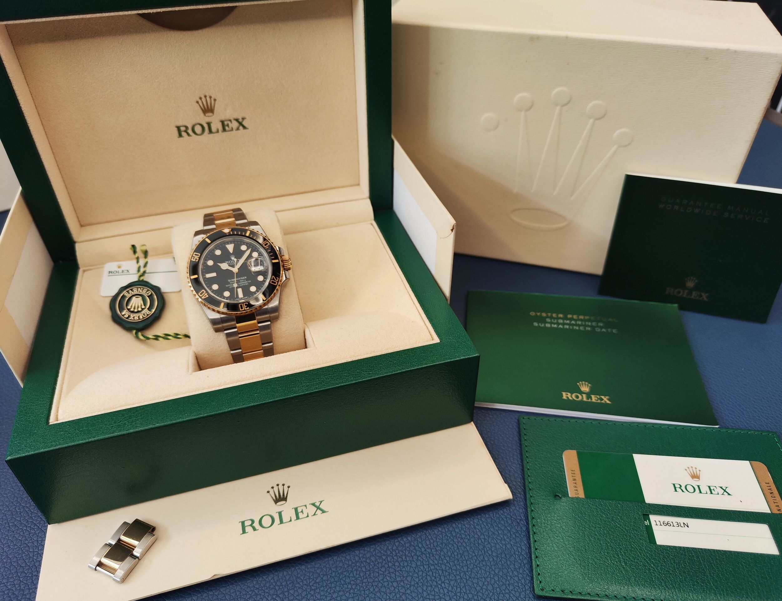 勞力士 116613 半金黑 錶徑40mm 自動上鍊 黑半金 黑水鬼 116613LN~原廠盒單 2016 126613可參考 9