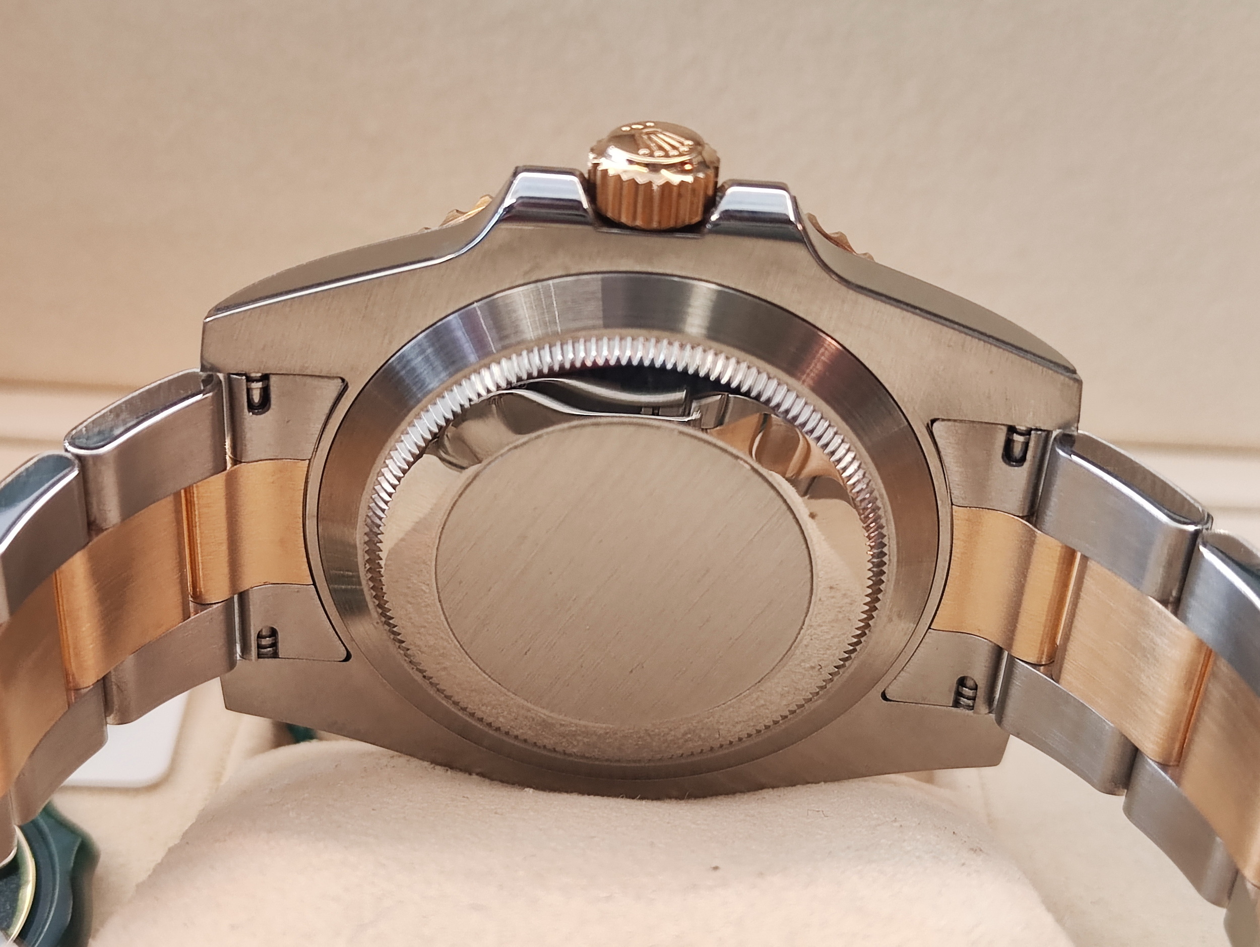 勞力士 116613 半金黑 錶徑40mm 自動上鍊 黑半金 黑水鬼 116613LN~原廠盒單 2016 126613可參考 5