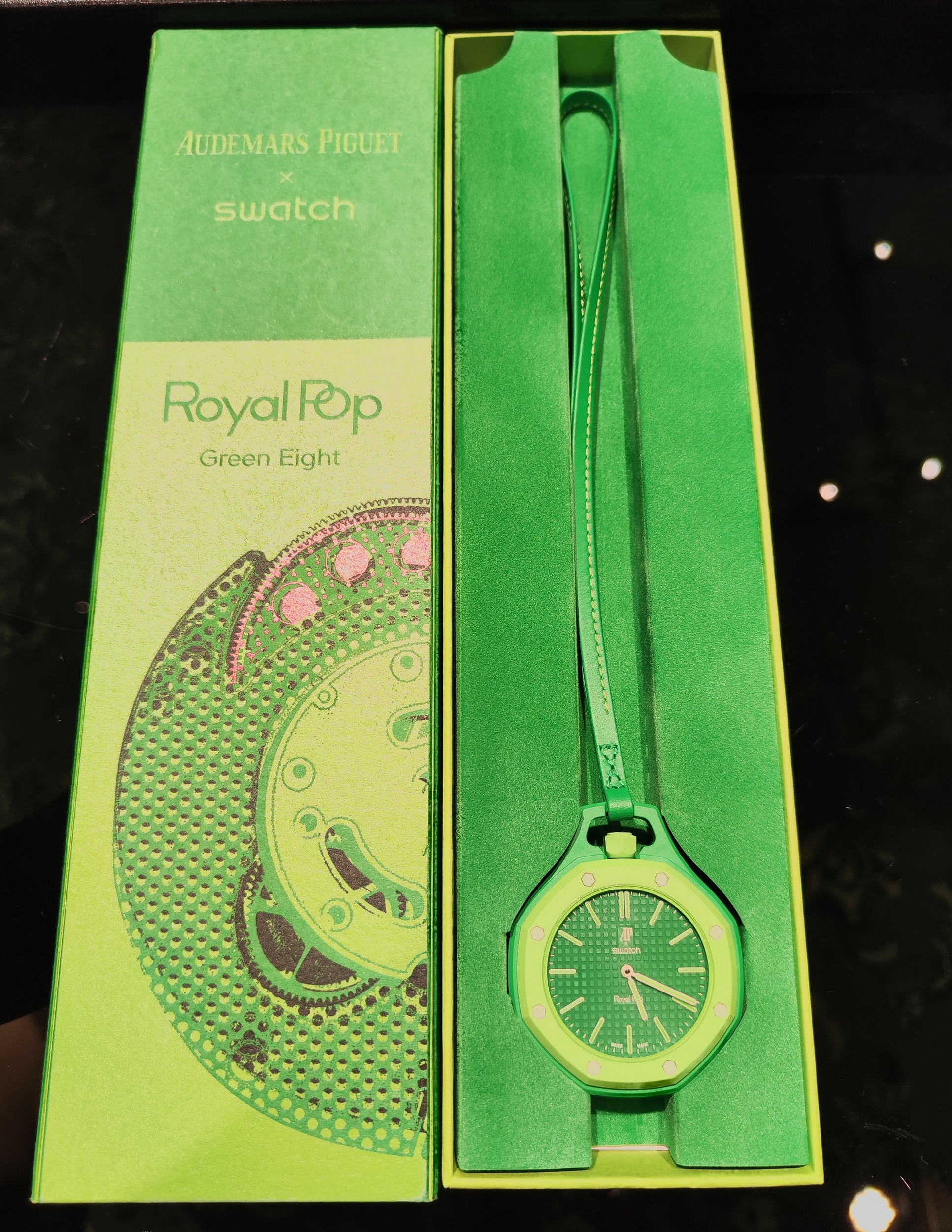 AP x SWATCH 皇家橡樹聯名ROYAL POP 懷錶 GREEN EIGHT 綠色款 手動上鍊~原廠盒單 2026