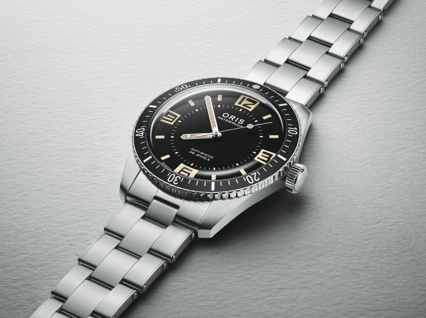 ORIS 豪力時DIVER 全新 60周年特別版 錶徑40mm 自動上鍊~原廠盒單 2026AD 5