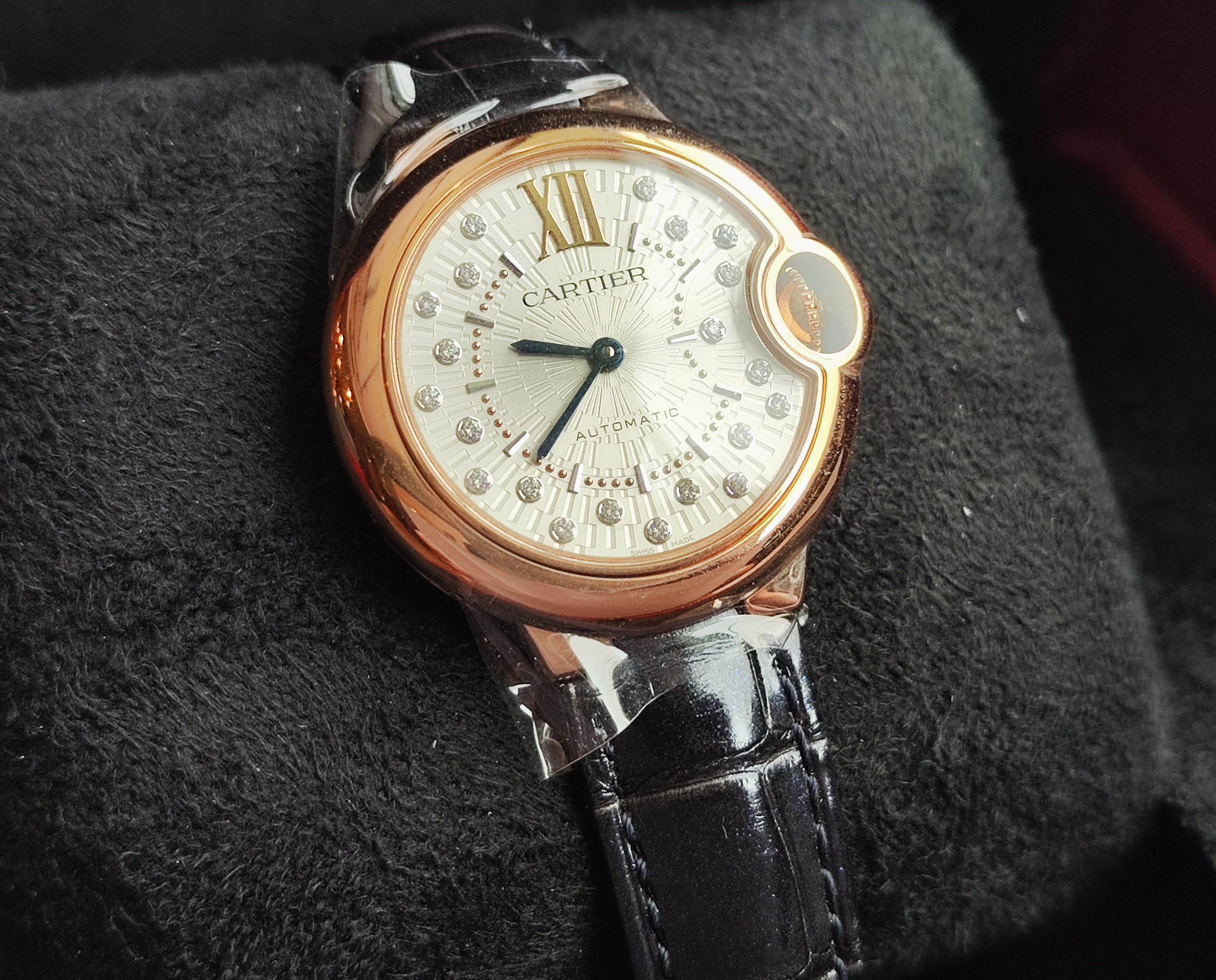 卡地亞 全新 BALLON BLEU 玫瑰金 藍氣球 錶徑33mm 原鑲鑽面 自動上鍊~原廠盒單 2026 2