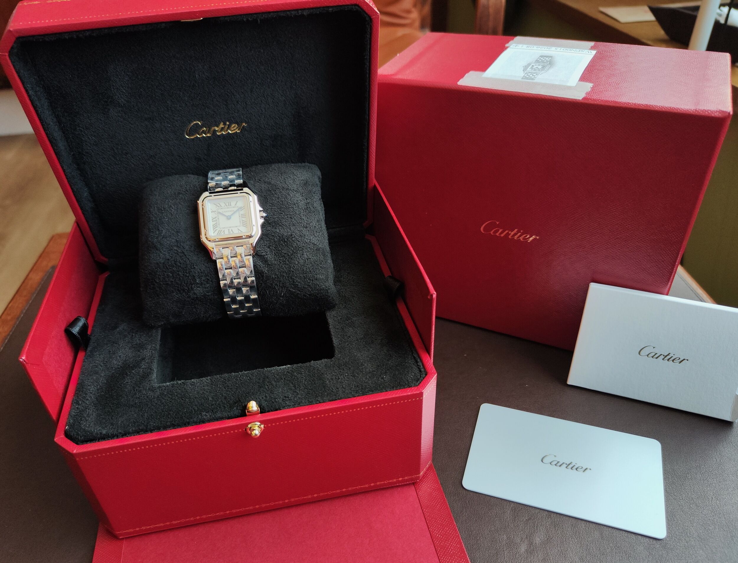 卡地亞 CARTIER 全新 美洲豹 銀色面盤 中型 錶徑寬27*37mm 石英機芯 羅馬數字~原廠盒單 2026 7