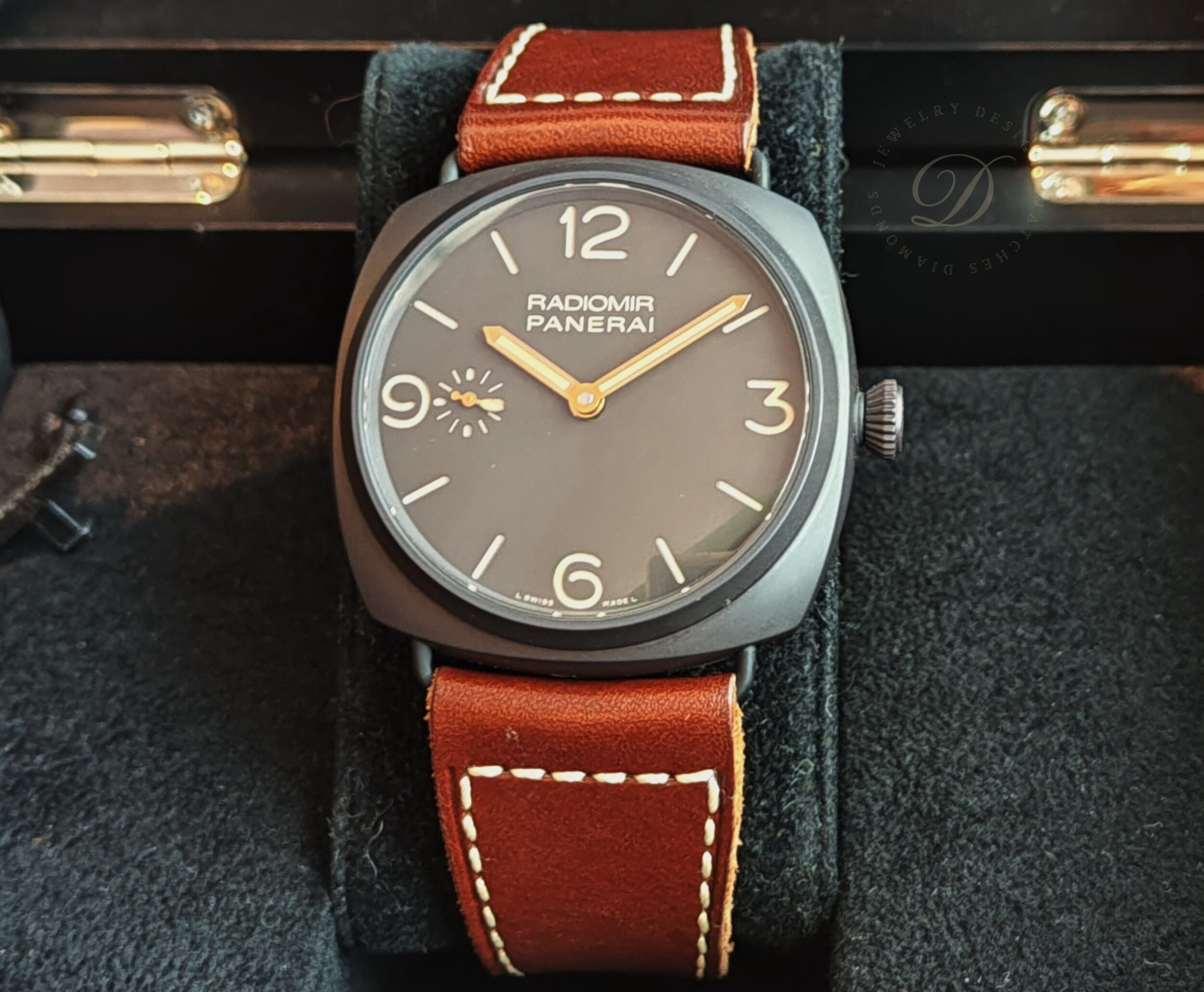 沛納海 PAM504 黑色陶瓷錶殼 大錶徑47mm 手動上鍊 金色指針~原廠盒單 Radiomir