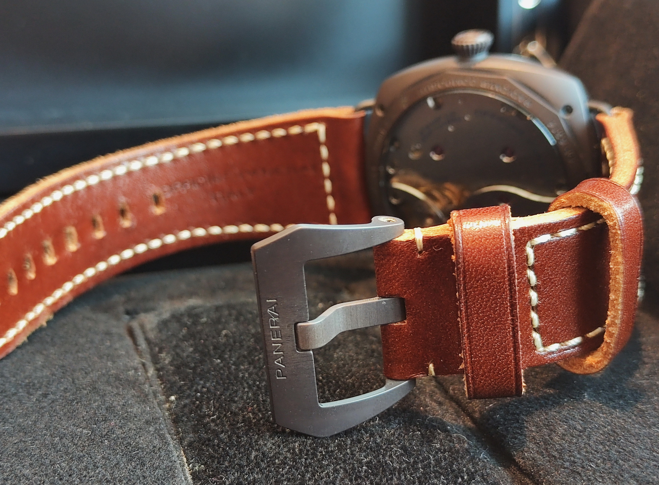 沛納海 PAM504 黑色陶瓷錶殼 大錶徑47mm 手動上鍊 金色指針~原廠盒單 Radiomir 7